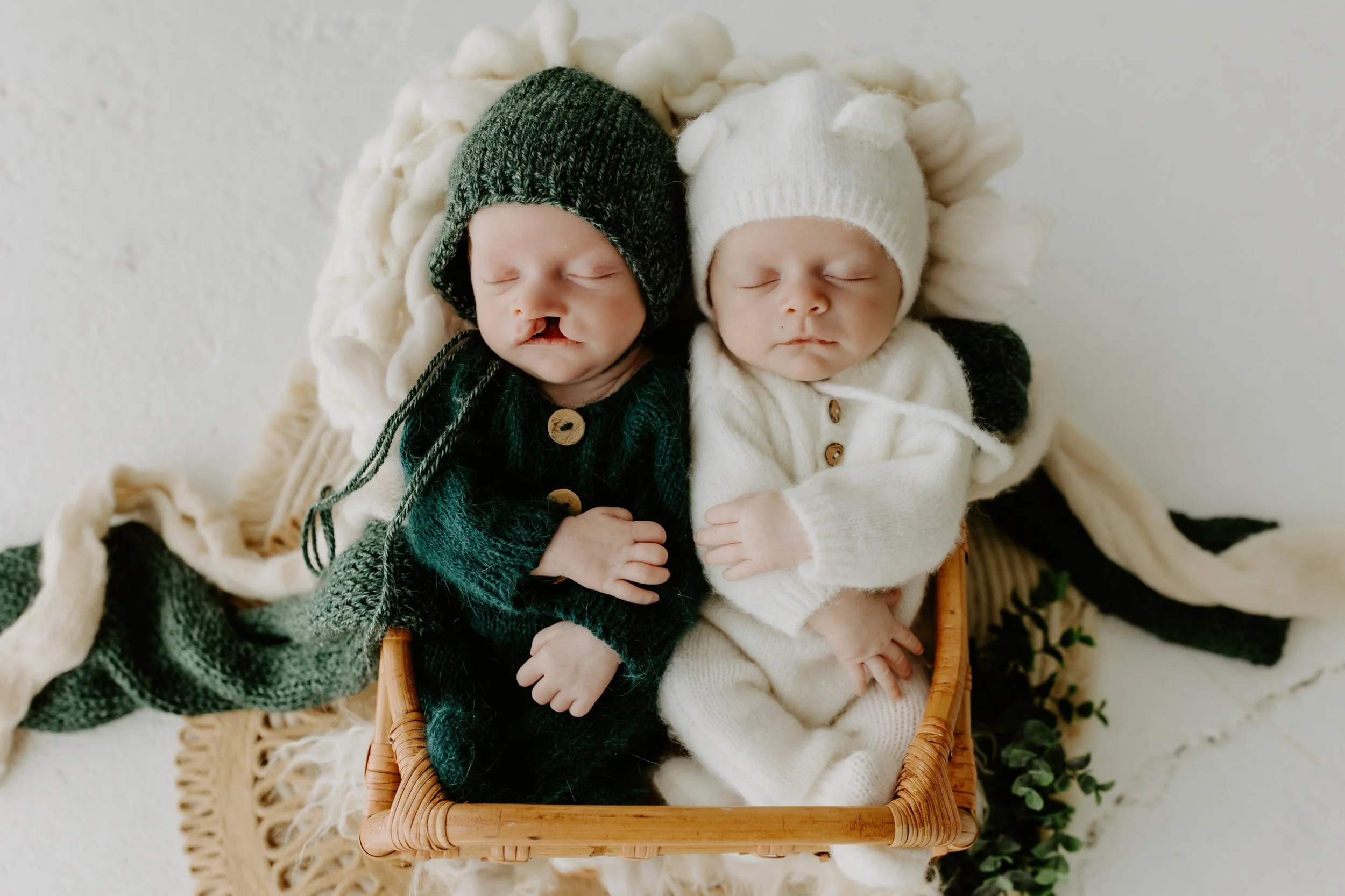 Twins are always special and I guess since I&rsquo;m a twin, those sessions are given to me 🖤 we keeping it cool over here  @kt.midpat