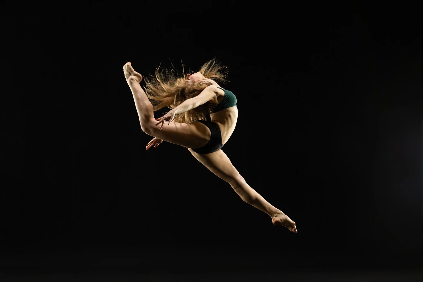 Dancers&mdash;this is your sign ✨
Step into the studio, own your movement, and let&rsquo;s create something powerful.