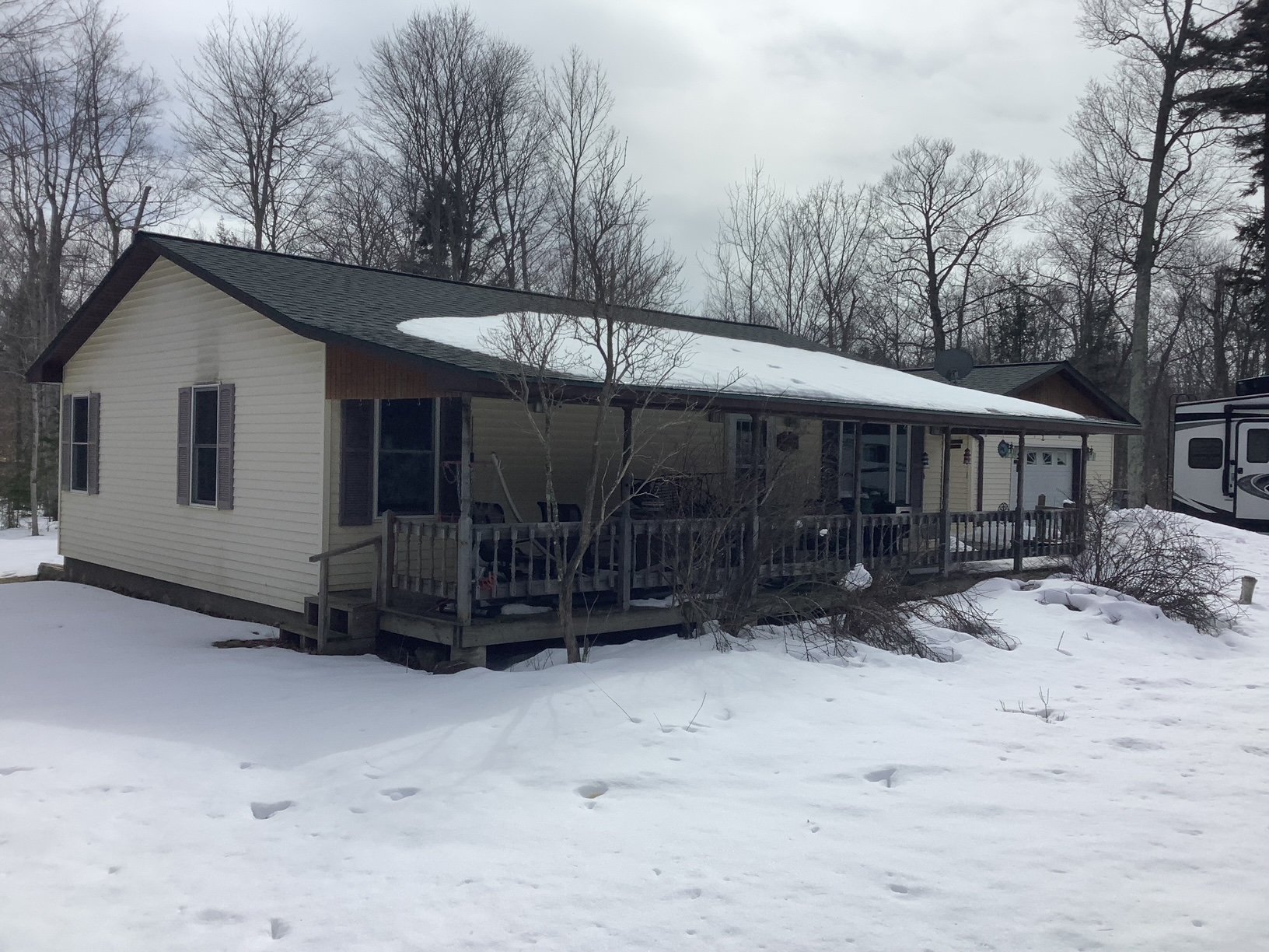 $380,000 | 823 Town Line Rd #1279