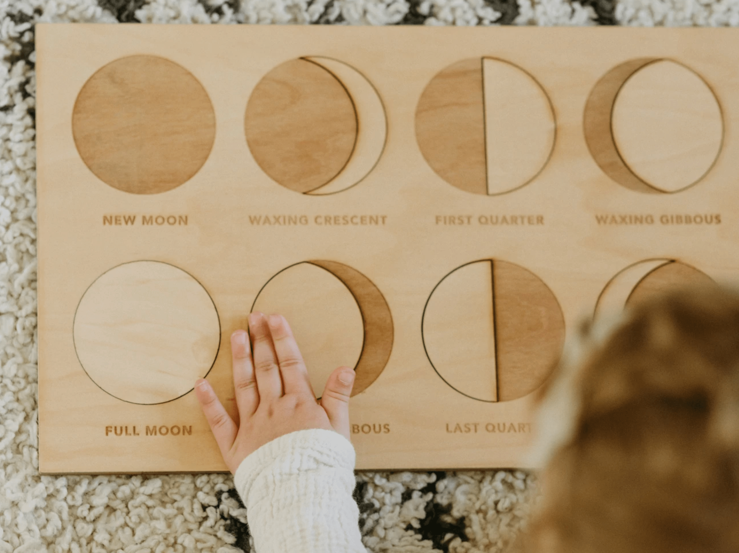 Willinglee-Product-Gladfolk-Montessori-Moon-Phase-Puzzle-03.png