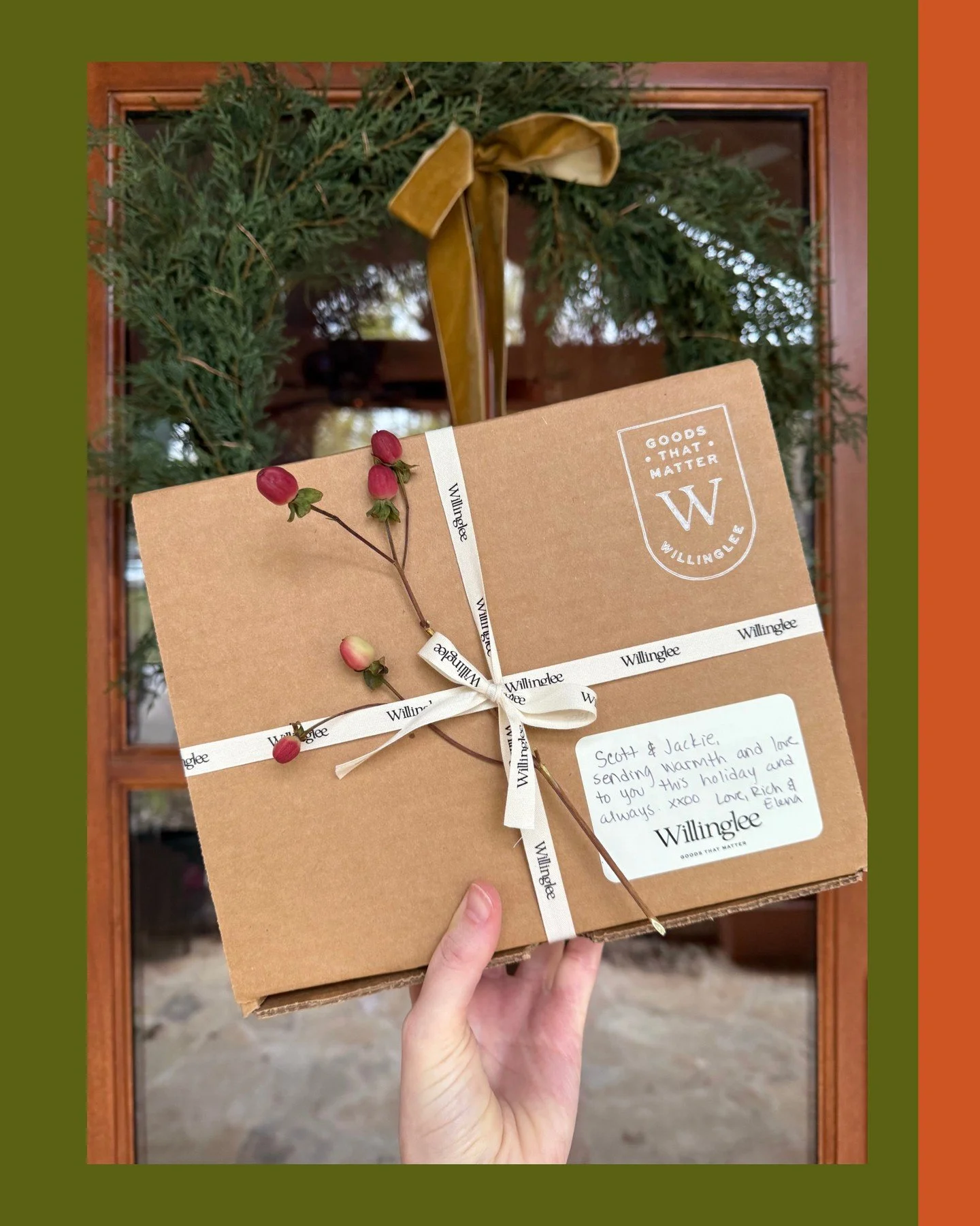 Our holiday collection is live on the site 🙌! Bop on over to willinglee.co to start planning your gift list 📋🎄 (Link in bio)

#wintercollection #holidaycollection #holidaygifts #handmade #shopsmall