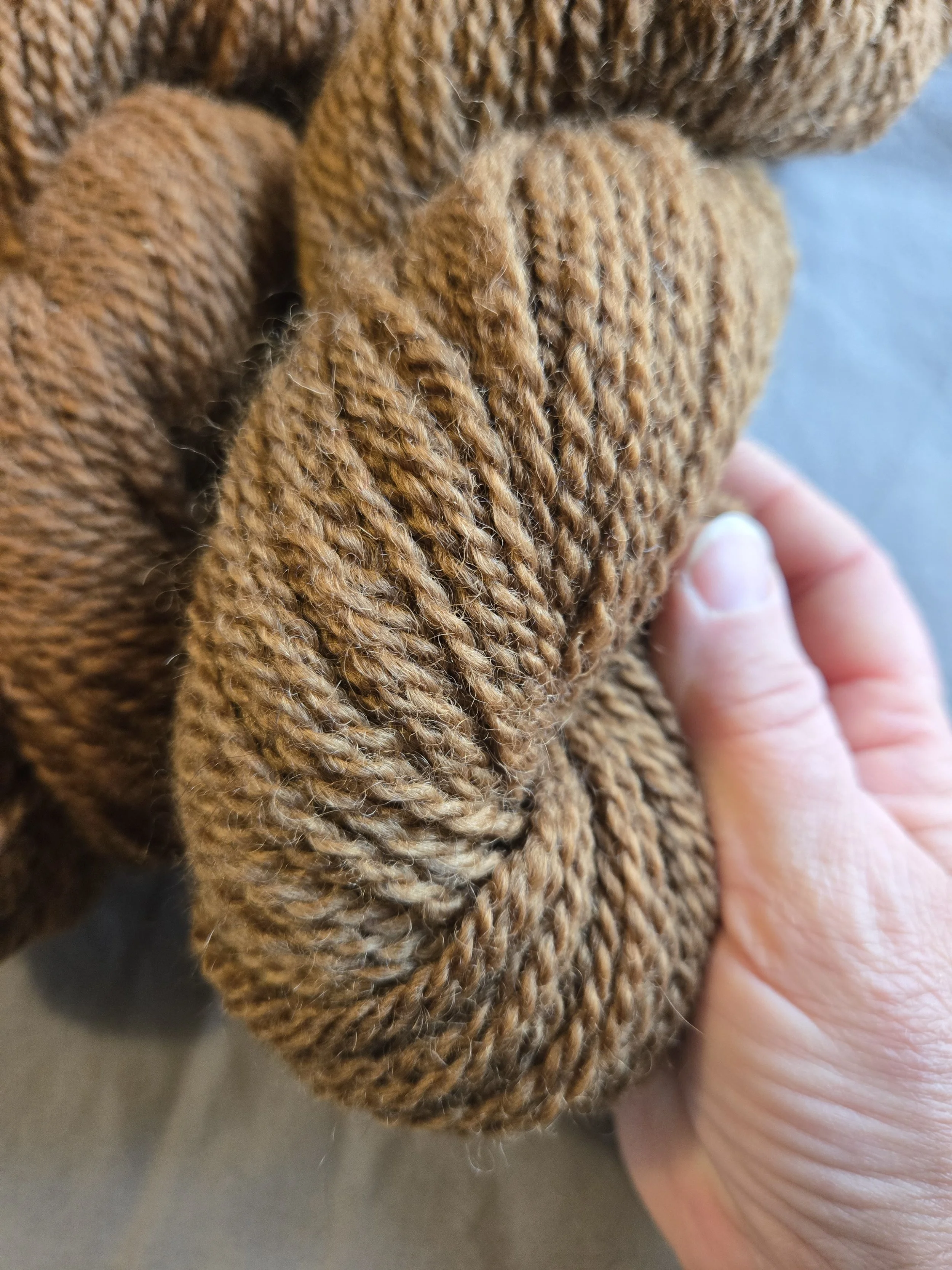 Walnut-dyed 2-ply worsted weight wool yarn - Mountain Heart Farm