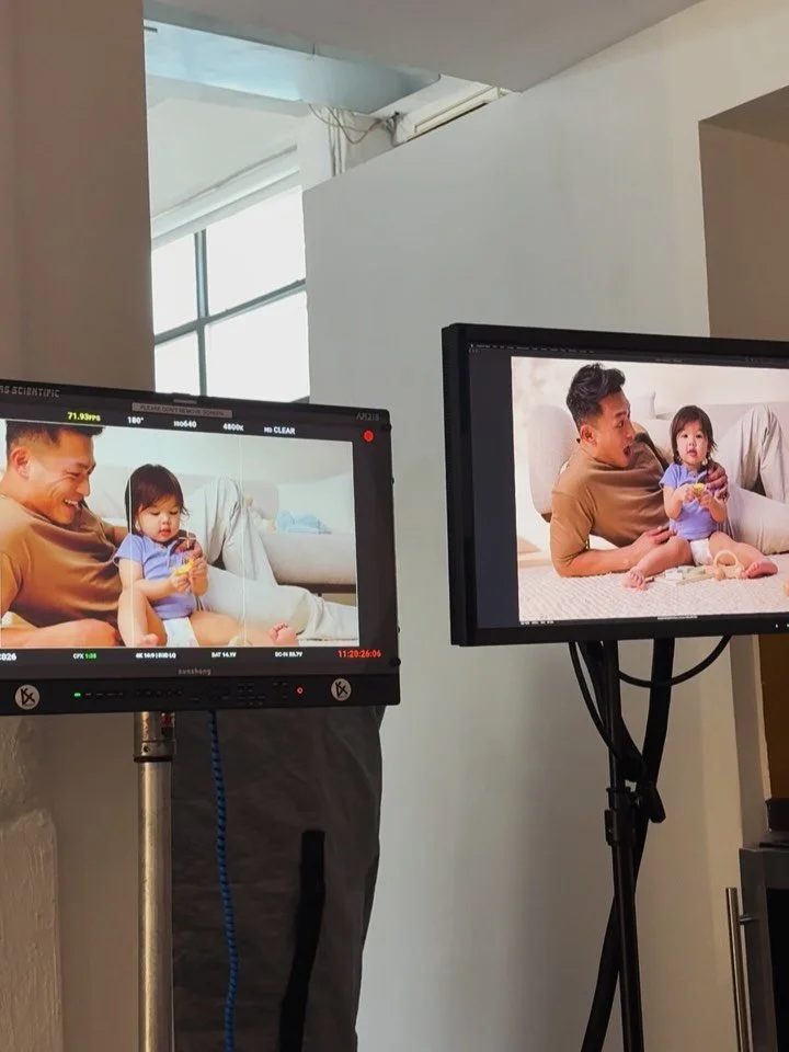 Some heartwarming #BTS content for those of you going through Christmas/Holiday/HR withdrawals 🥹
Booked this campaign with @pampersus and it was easily one of my favorite shoots in the past 10+ years. Even made it on their homepage! #pampers