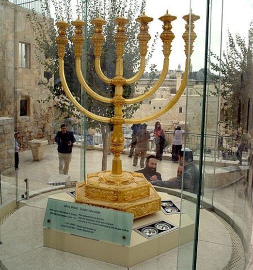 Lights for the Lamp - pointing to Jesus