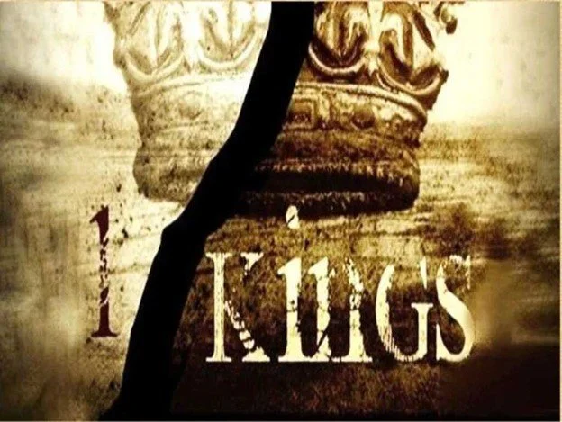 Solomon becomes king