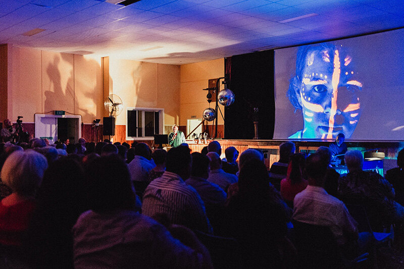 performance_07.jpg