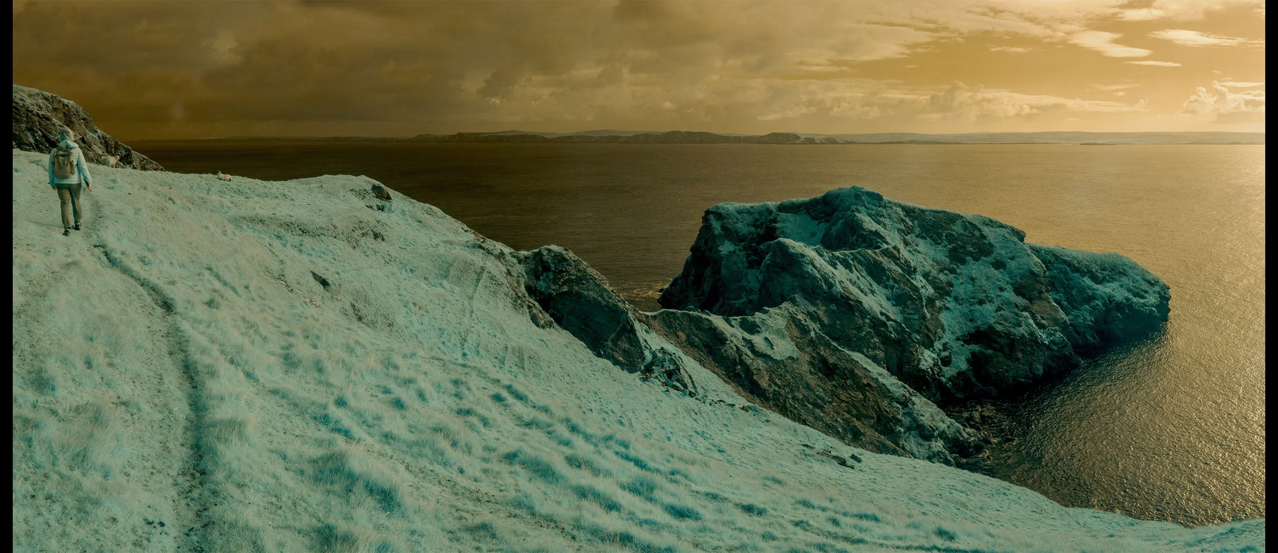 The walk to Fethaland