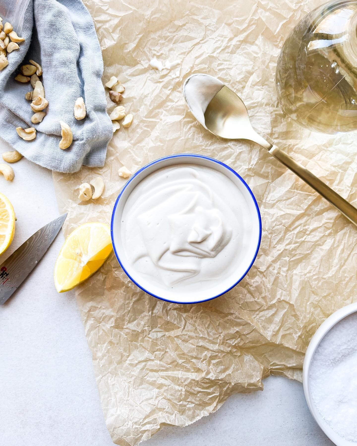 Tons of Super Bowl dips have sour cream as it&rsquo;s base ingredient. Looking for a dairy-free alternative to make your favorite dip?! Try my ✨Cashew Sour Cream ✨ Use it for a horseradish dip, an onion dip, or even a homemade ranch! Recipe linked in
