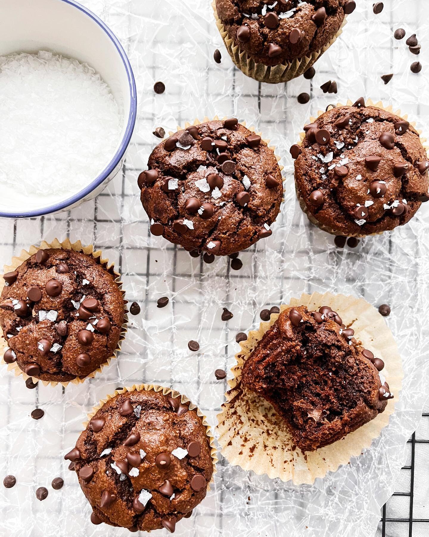 I have a few days off while I wait to get tested after Aaron&rsquo;s bday road trip, so I&rsquo;m FOR SURE going to make these yummy treats! The recipe for these ✨Triple Chocolate Muffins✨ is dairy free, gluten free, egg free, and only made with natu