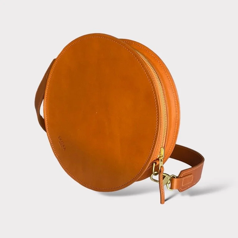 【threetimes】 Full moon bag All Well Full Moon Bag - Design Detail Inspiration - Amelia