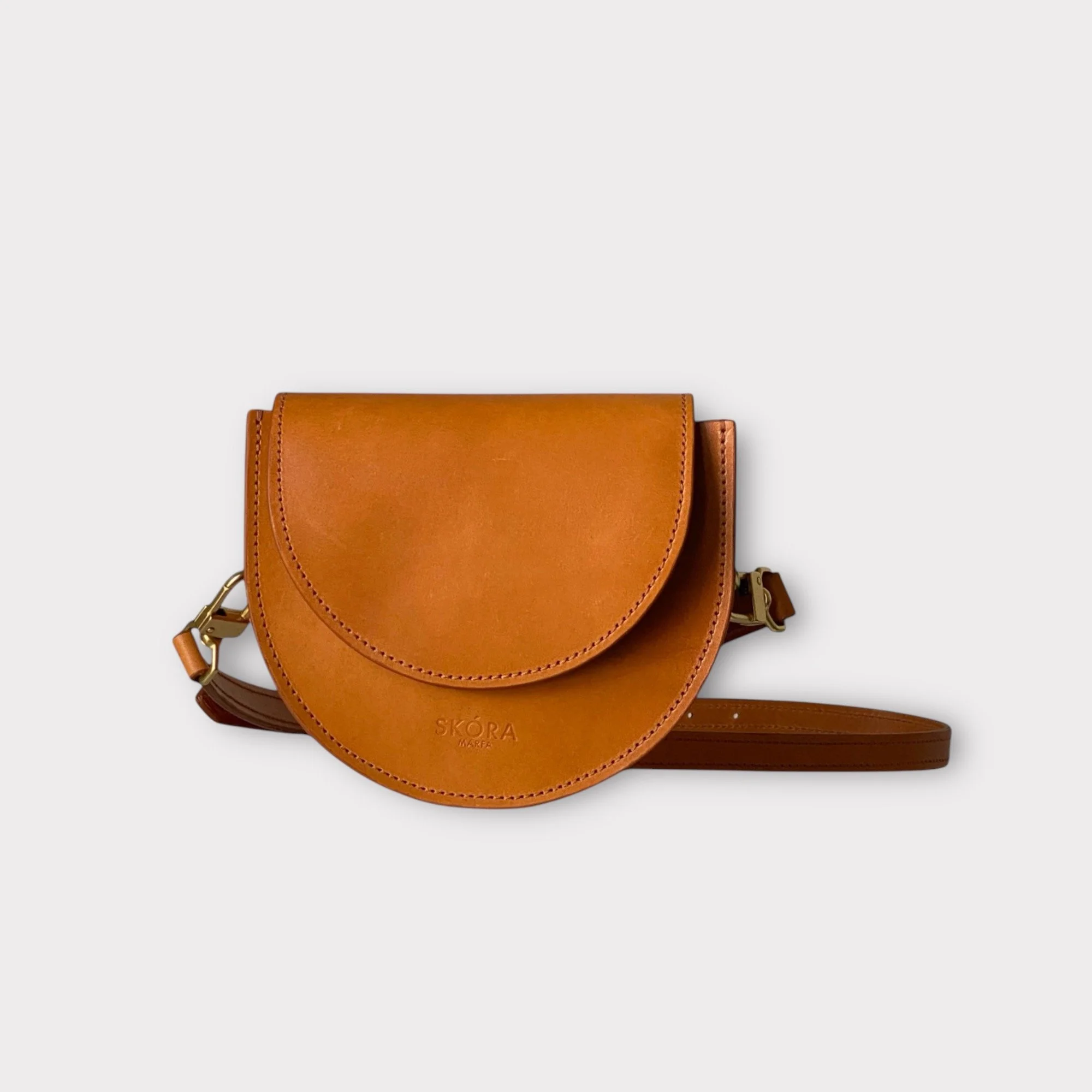 Horseshoe Bag in Saddle Tan