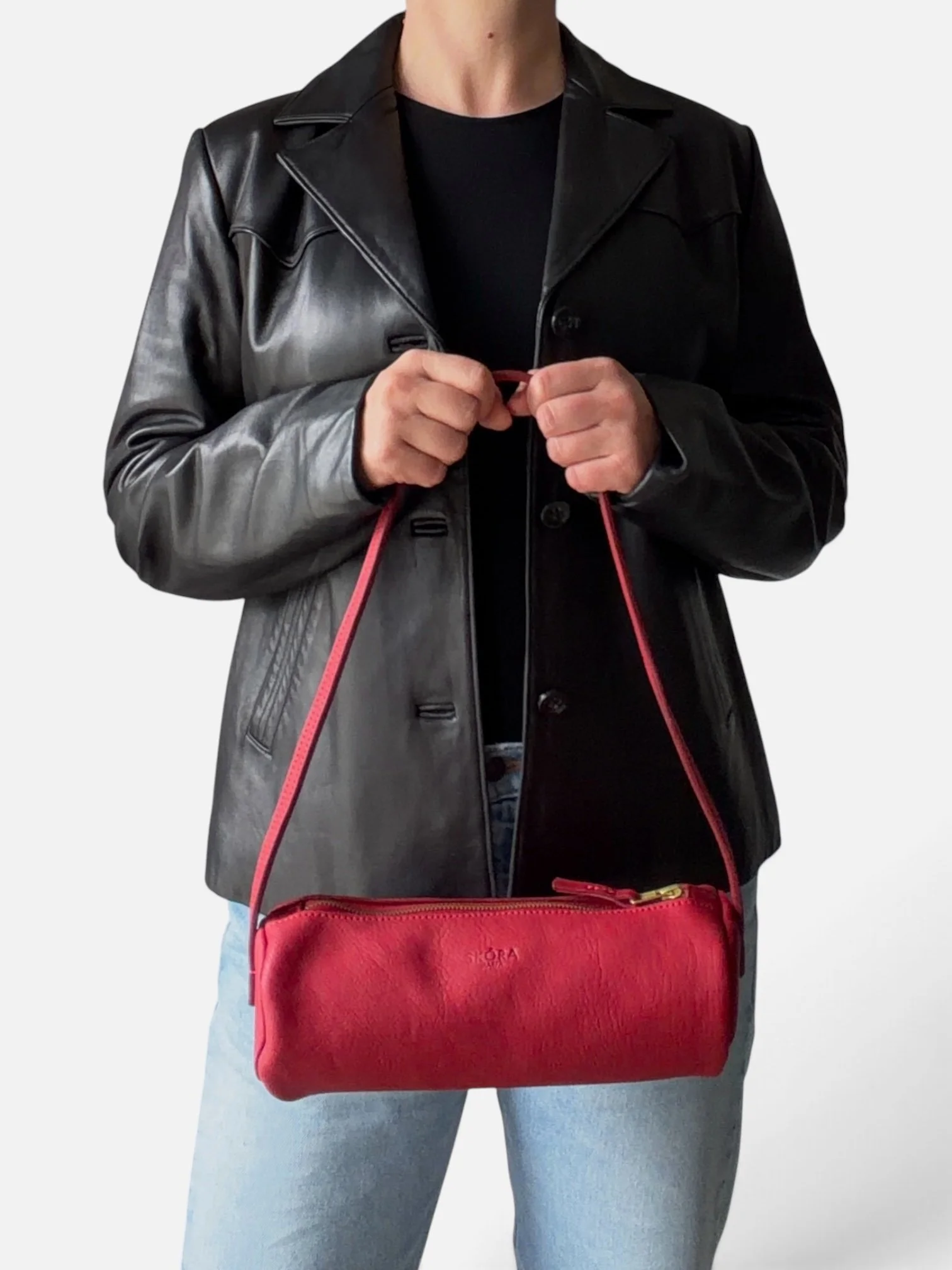 Red Cylinder Bag Skora Marfa 6.JPG