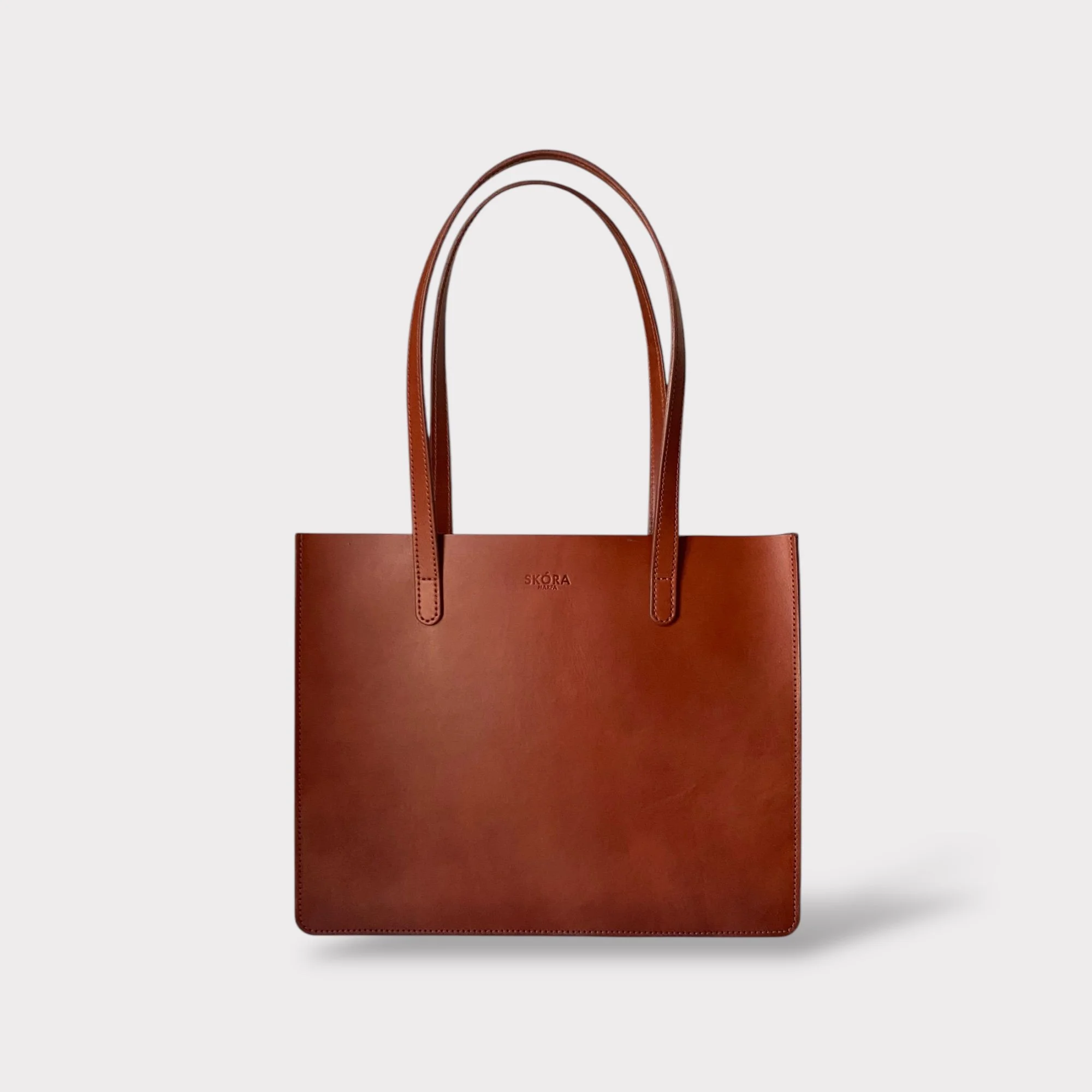 Box Tote in Chestnut