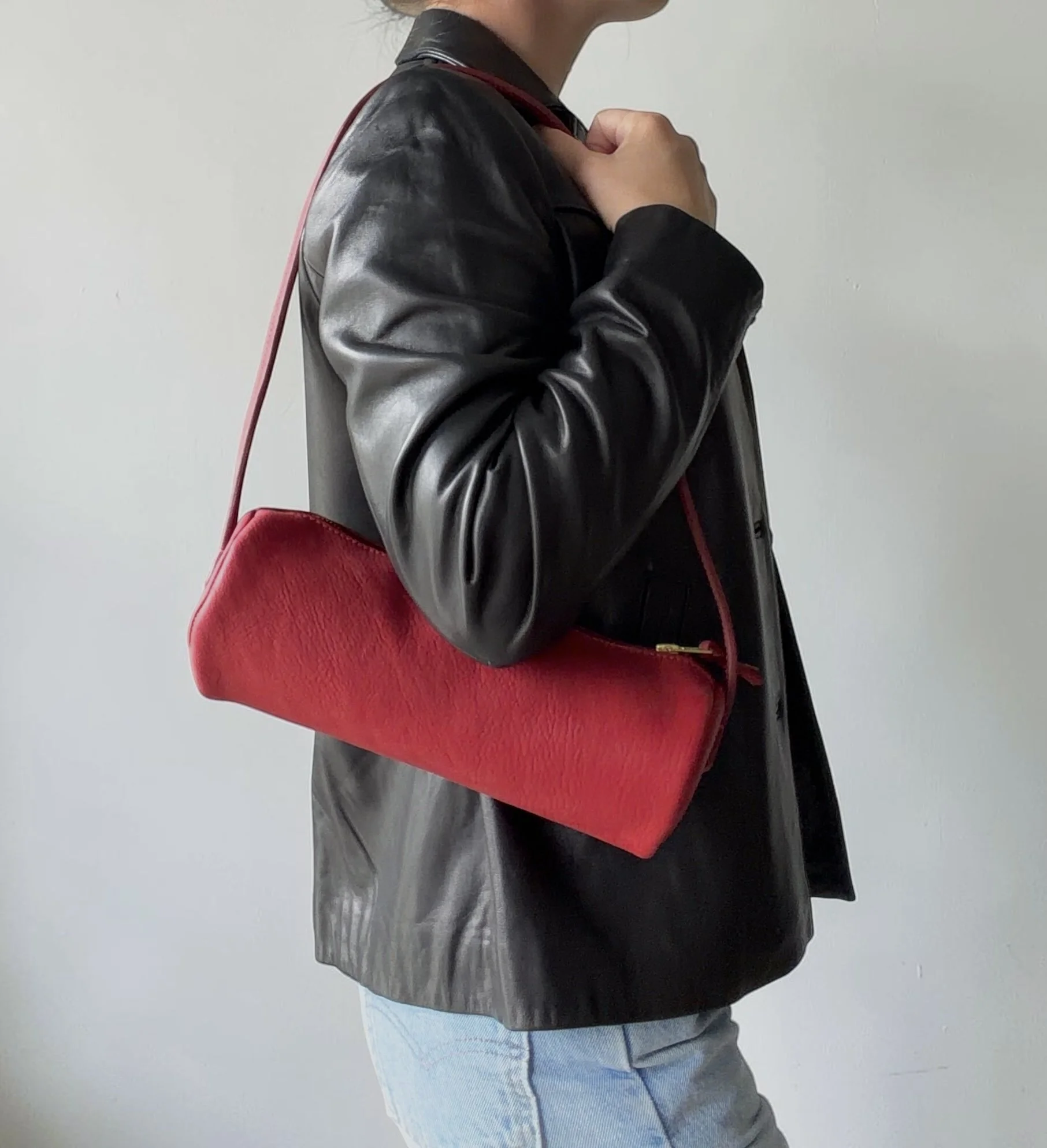 Red Cylinder Bag Skora Marfa 5.jpg