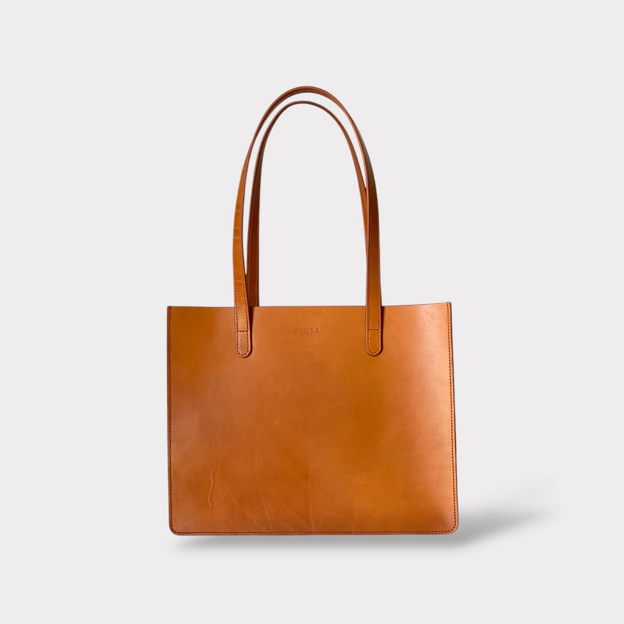 Box Tote in Saddle Tan