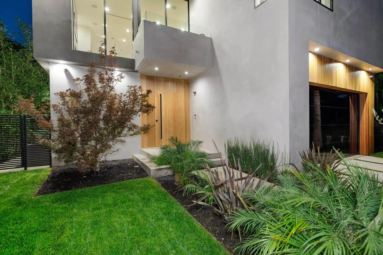 PHOTO-2019-12-26-13-06-50 4.jpg