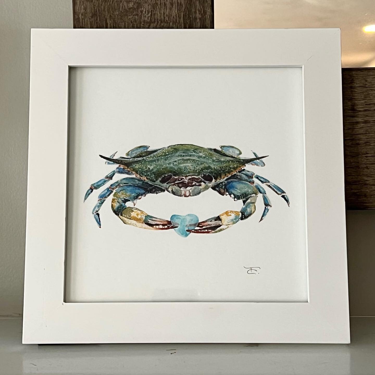 My little blue crab got a sweet little accessory 💙 This framed fine art print with a hand painted sea glass heart will be at @nativescituate for their Works of the Heart event starting this Friday the 3rd (through Feb  11th). I love local shops and 