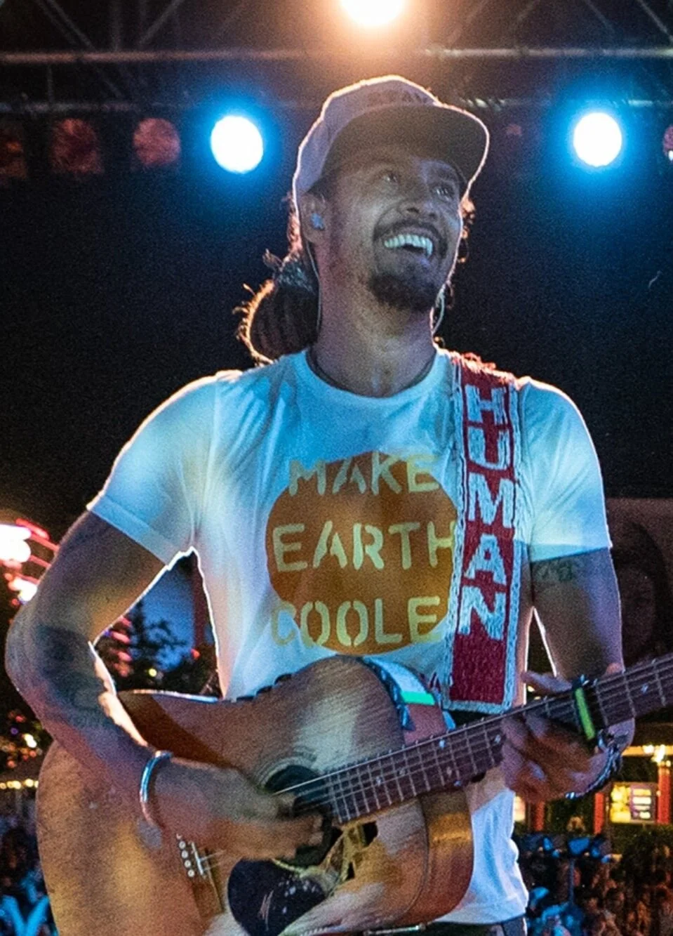Michael%252Bfranti%252Bon%252Bstage2.jpg