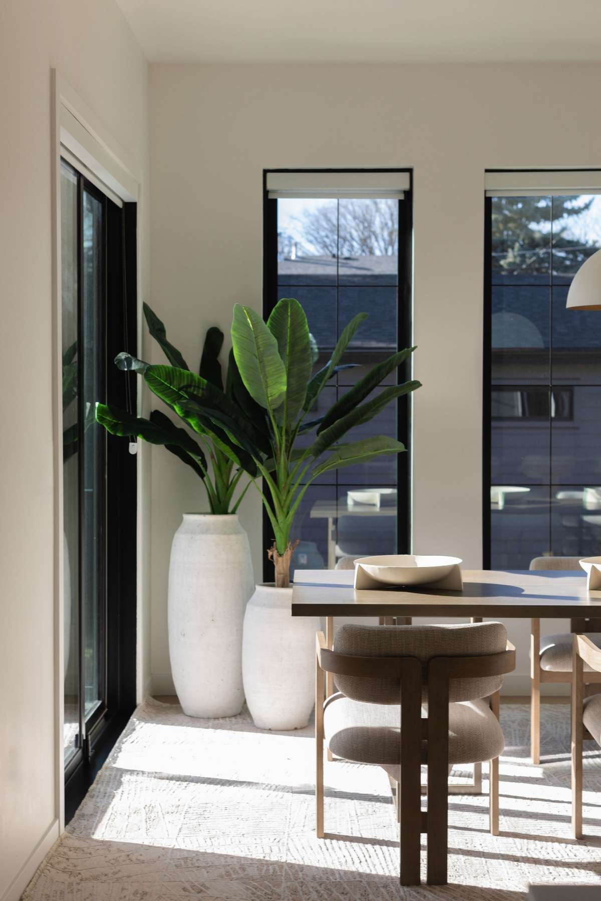 Bright, modern interior 