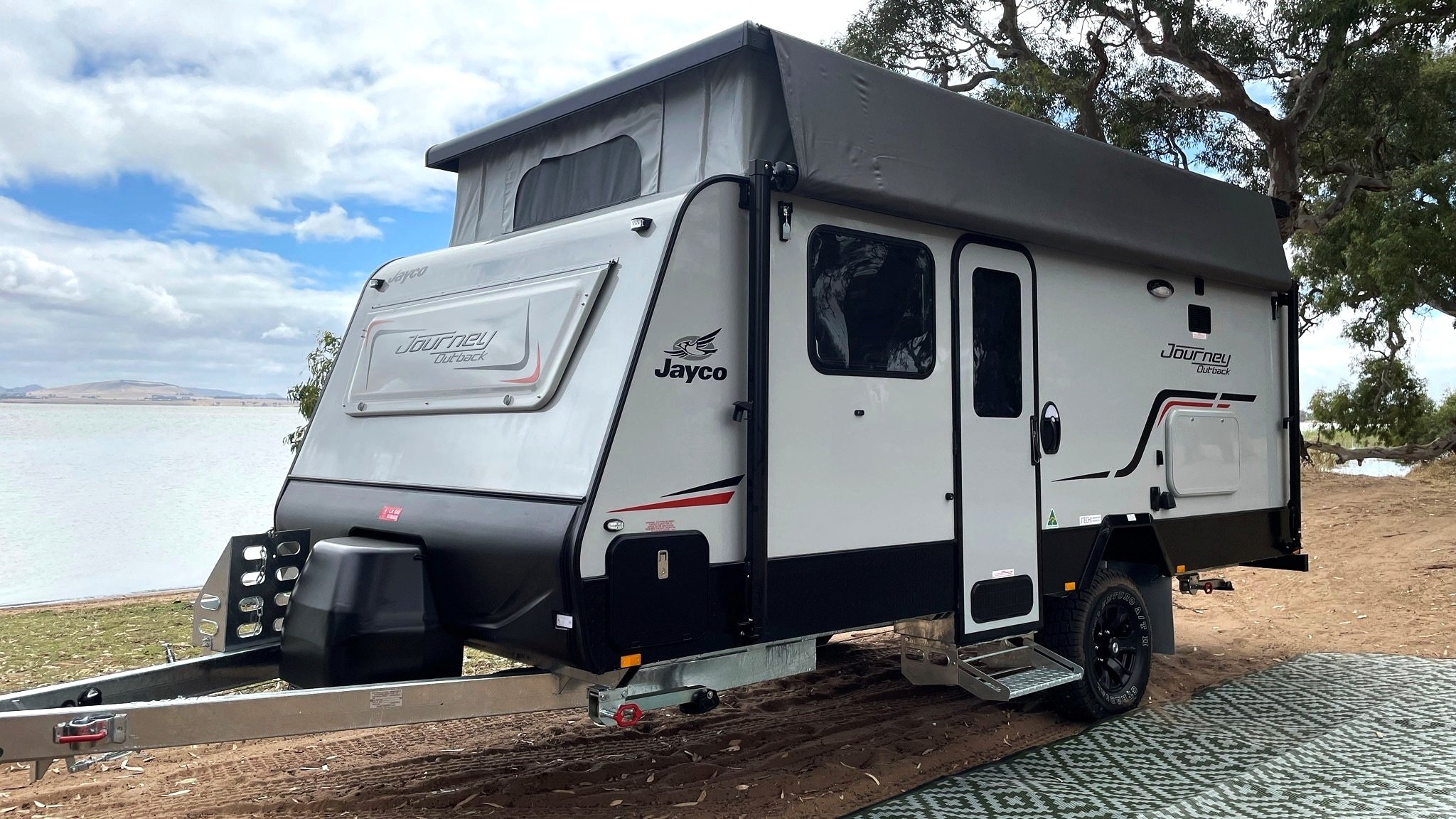 Adventure Caravan Hire Ballarat | New Jayco caravans for hire