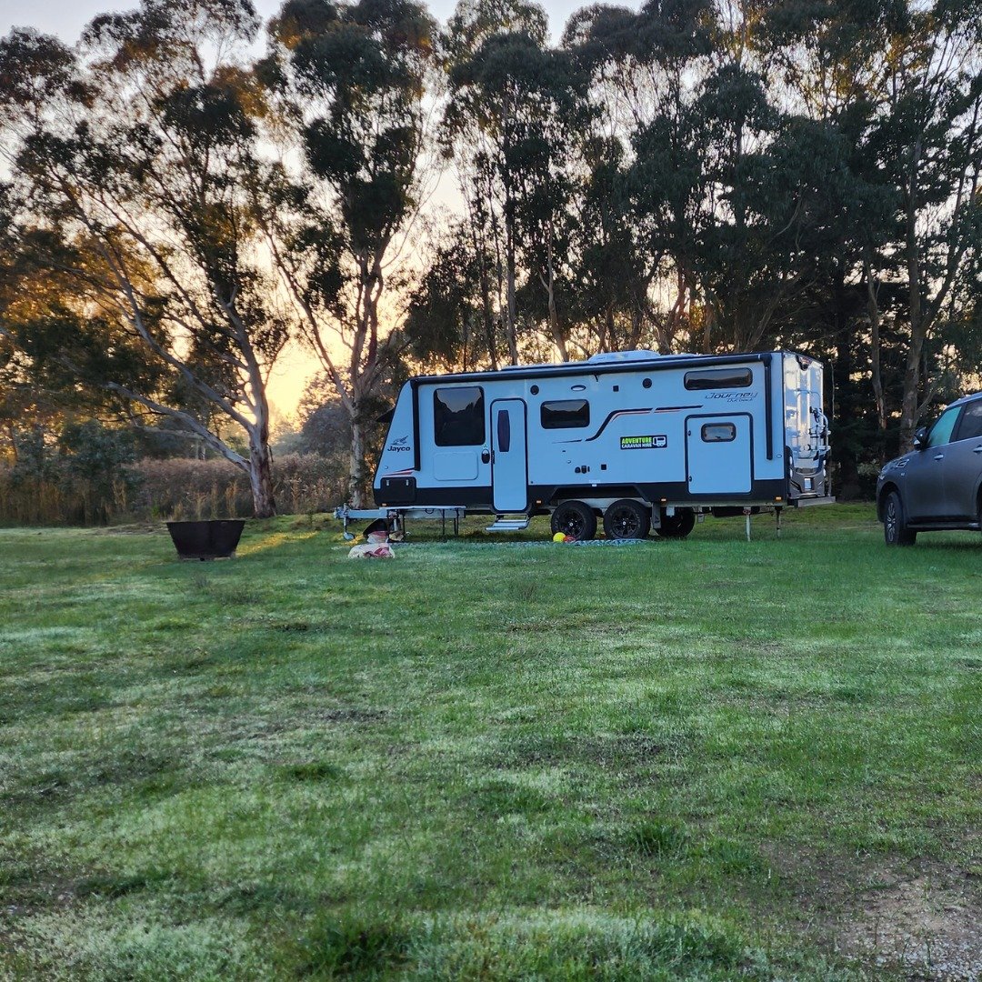 JIMMY all set up at a free camp just outside Ballarat.  The mornings are definitely a little fresh but there is nothing like the stillness of nature to recharge from everyday life. 

Book your next adventure @ www.adventurecaravanhire.com.au

#advent