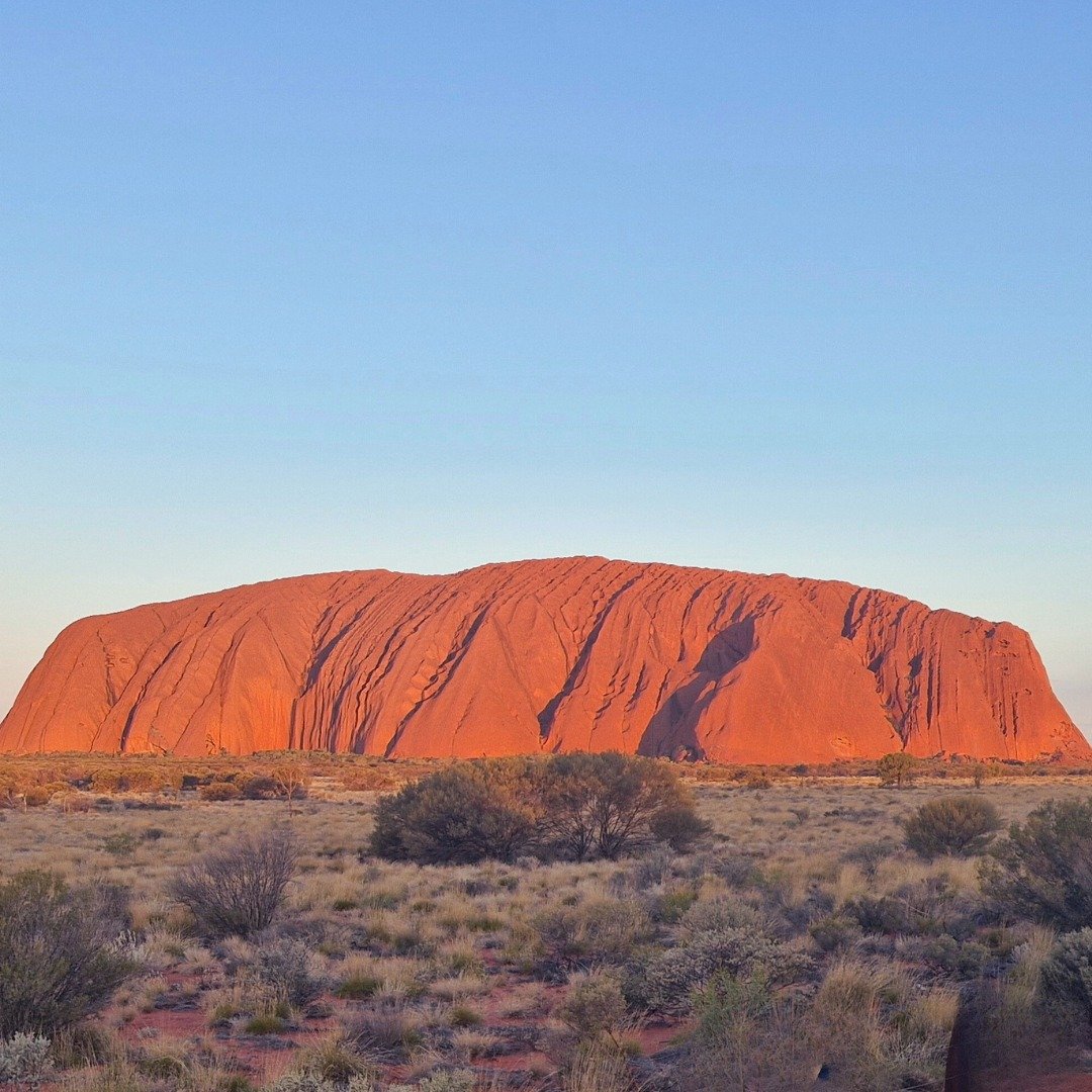 📍Ayers Rock
Planning a trip through the Red Centre of Australia?  Let us help get you there!
With a variety of vans to choose from we're sure to have the perfect setup to make that trip even more enjoyable.

www.adventurecaravanhire.com.au

#adventu