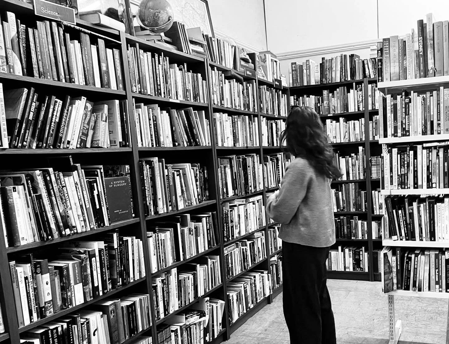 The Akashic Records&hellip;your Soul&rsquo;s Library! ✨✨

Imagine a vast, ethereal library where every thought, emotion, &amp; experience your Soul has ever had is recorded. That&rsquo;s the Akashic Records. They&rsquo;re an energetic archive that ho