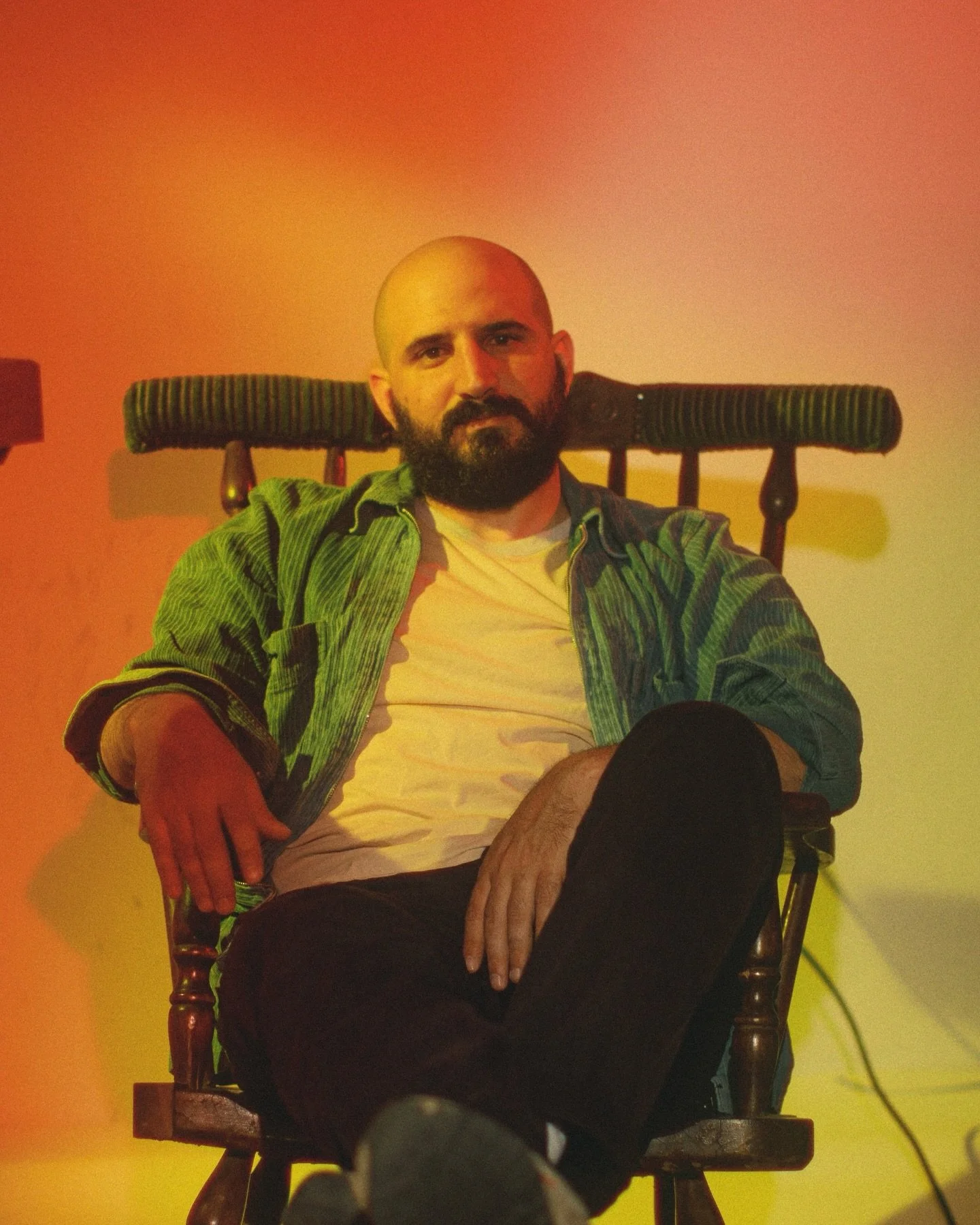 .@monadmusic releases new EP &lsquo;Gift&rsquo; on 15th Aug, with superb singles &lsquo;1976&rsquo;, &lsquo;UDB&rsquo; and &lsquo;I See You&rsquo; all out in the wild already, all with captivating accompanying visuals.

Monad is the shape-shifting pr