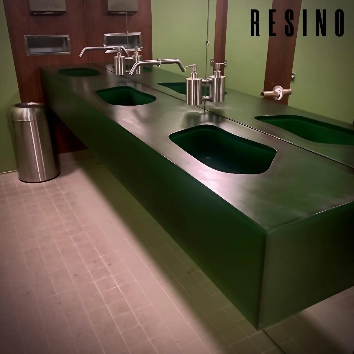 A bespoke 3 sink vanity unit created as a single epoxy resin cast&hellip;no joints!
This was the second piece created for a new bar in London, and has 3 random/natural shape sinks with a solid 30mm wall thickness to all surfaces. 

The form we create