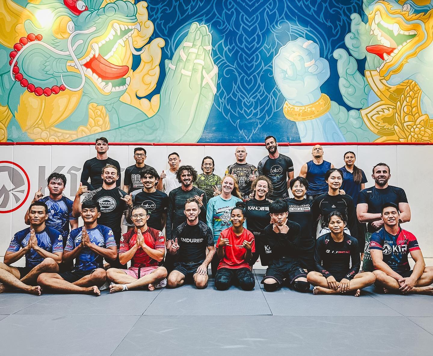 Great Monday evening class!

.
.
Beginner friendly ✅
.
* 𝐅𝐑𝐄𝐄 𝐓𝐑𝐈𝐀𝐋* come train with us first to see if you like it! Beginner friendly ✔️
.
.
Check out our website at www.kiri-jiujitsu.com for more info or message us with any questions.
.
Lo