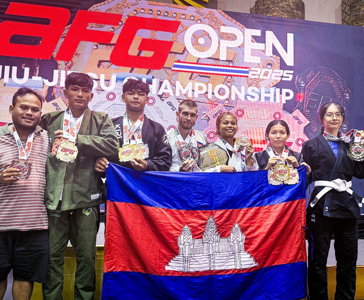 【Competition Results】
𝐀𝐅𝐆 𝐎𝐏𝐄𝐍 𝐈𝐍𝐓𝐄𝐑𝐍𝐀𝐓𝐈𝐎𝐍𝐀𝐋 𝟐𝟎𝟐𝟓

865 registrations. 53 countries. 104 academies.
𝐀𝐧𝐝 𝐰𝐞 𝐫𝐚𝐧𝐤𝐞𝐝 𝟐𝐧𝐝 𝐨𝐯𝐞𝐫𝐚𝐥𝐥.

𝟏𝟎 𝐀𝐭𝐡𝐥𝐞𝐭𝐞𝐬 represented 𝐊𝐈𝐑𝐈 𝐉𝐈𝐔-𝐉𝐈𝐓𝐒𝐔 
resulting in:
𝟏