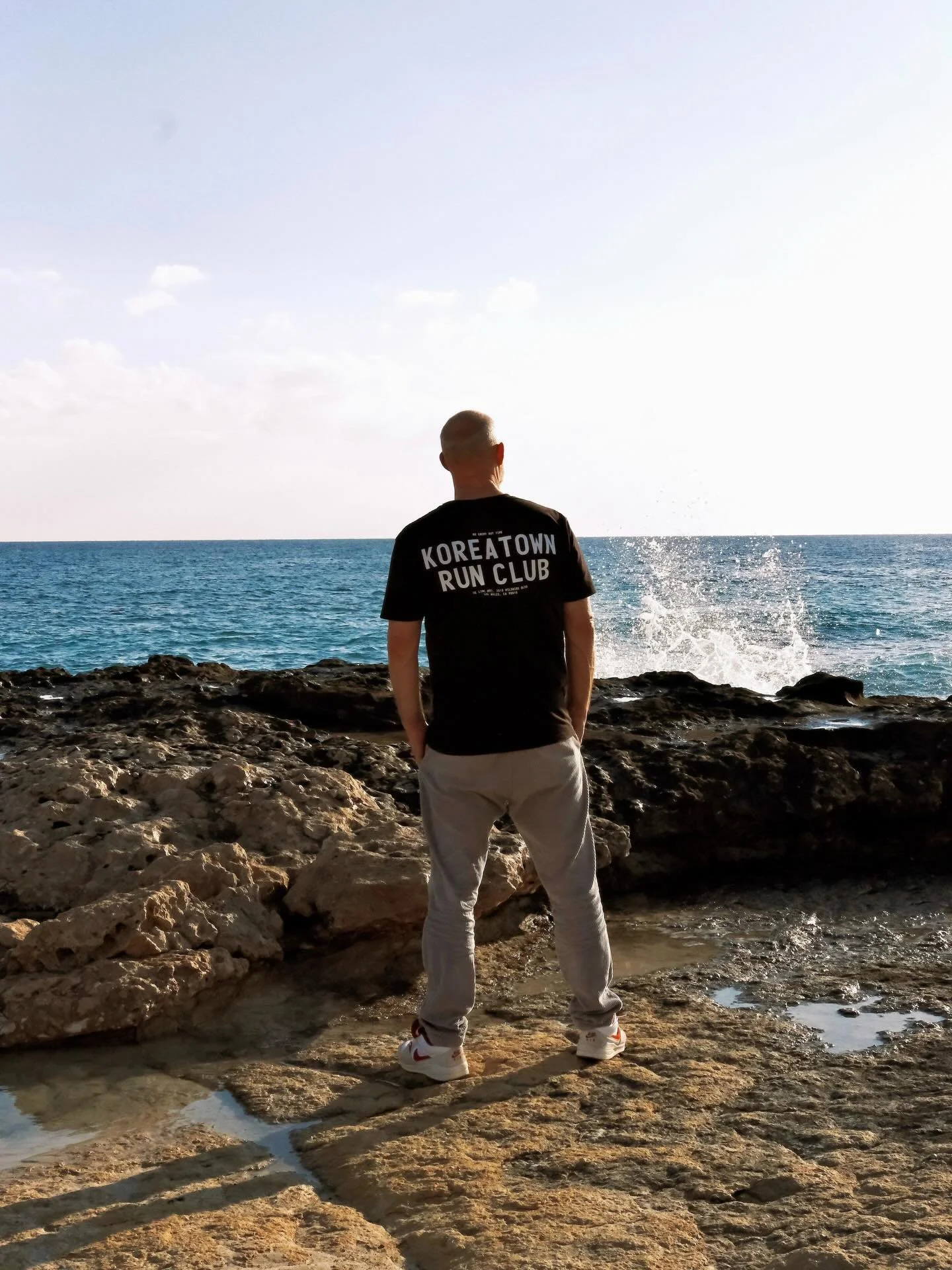 &ldquo;Bye bye&ldquo; Muscat. &ldquo;Hello&ldquo; coastline.

#oman #roundtrip #traveling #beachlife #thesturgheons