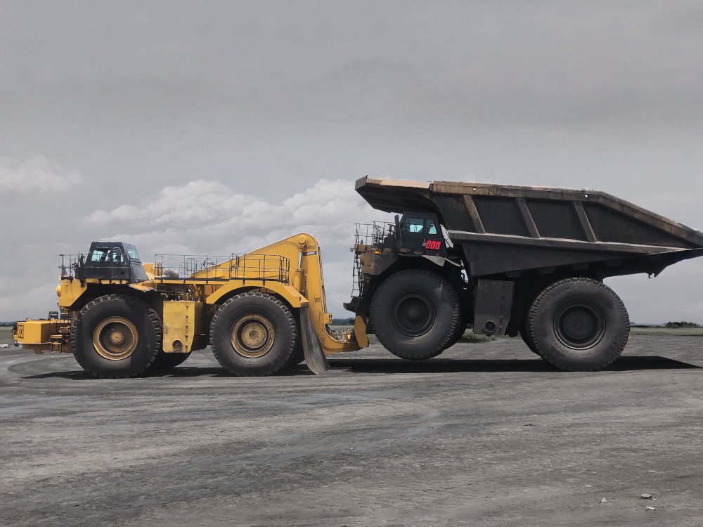 Quick and safe recovery of large mining trucks