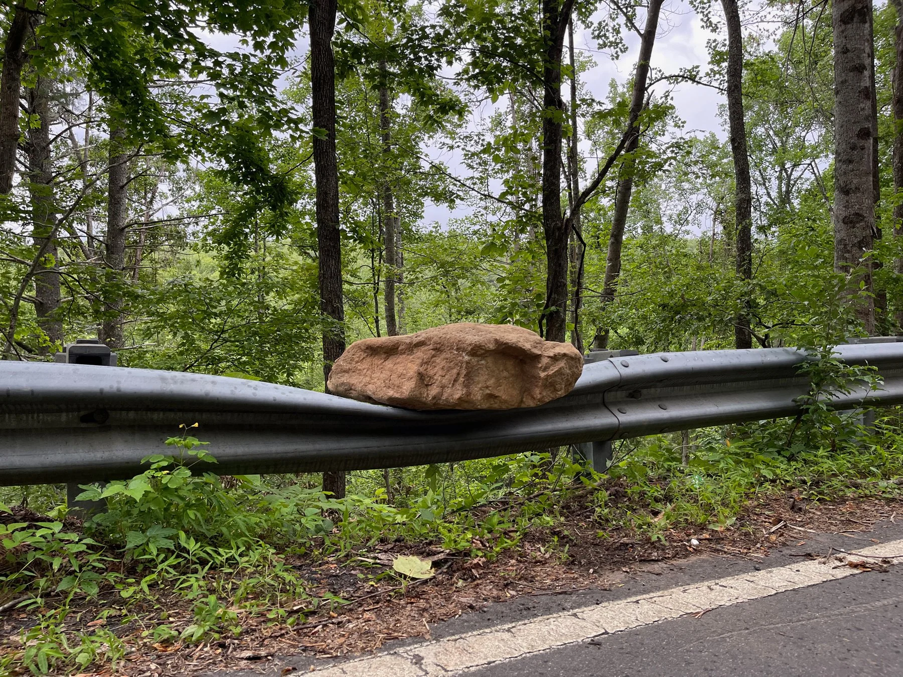 Guard Rail Rock 10.jpg