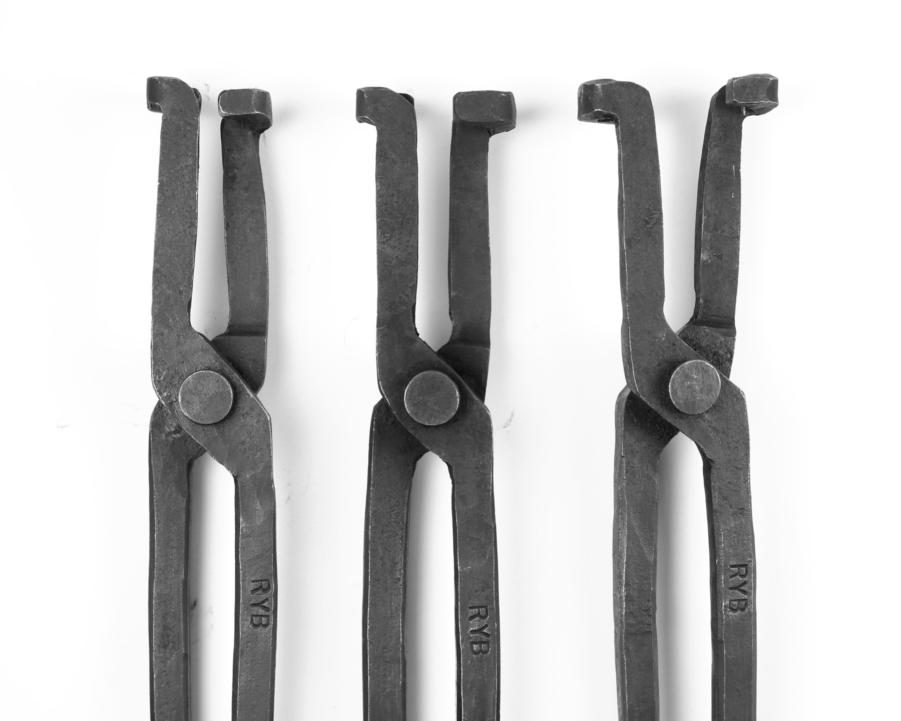 Oversize Flat Bar Tongs 4.jpg
