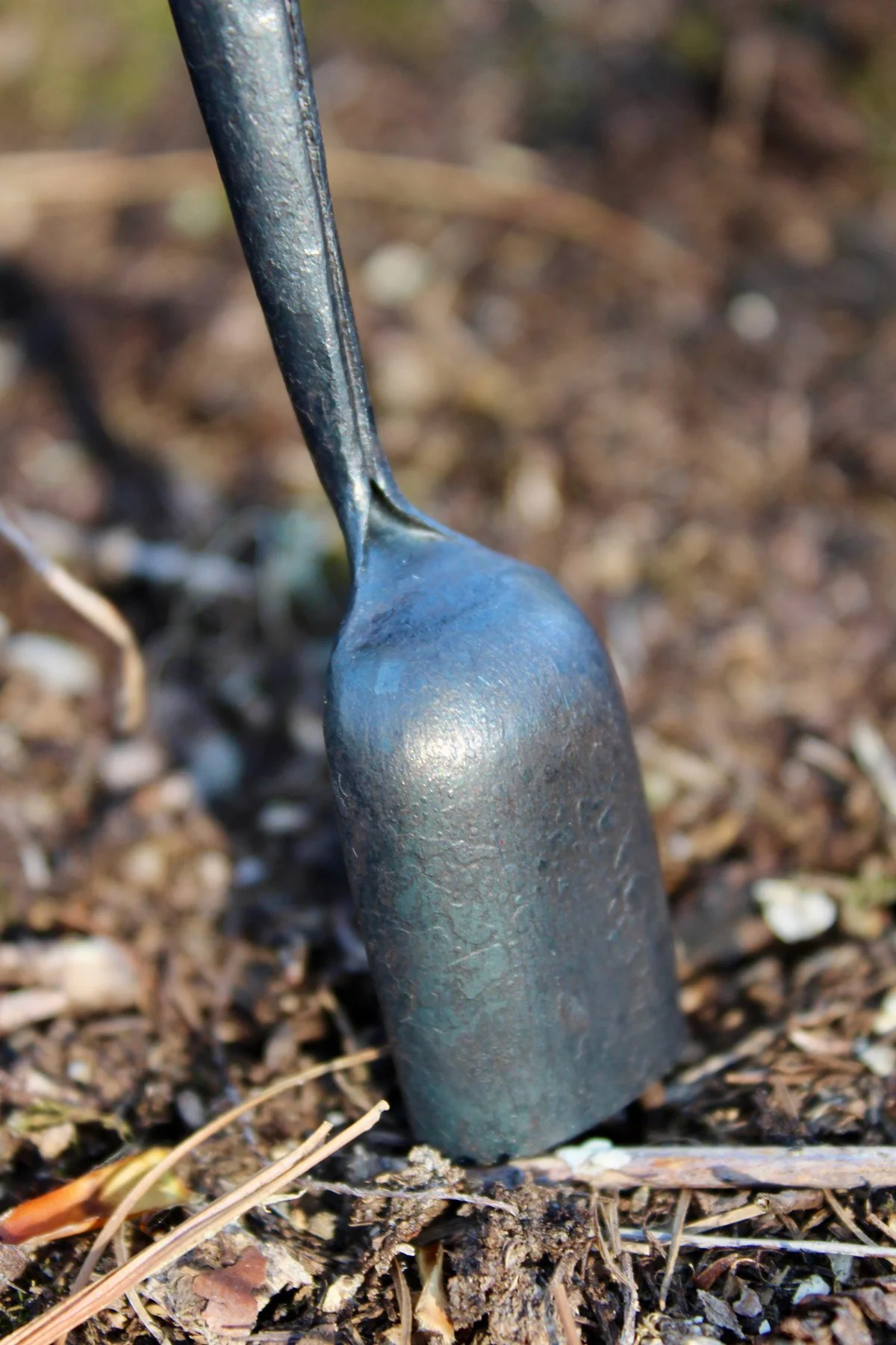 Long Shovel w_ Charlie7.jpg