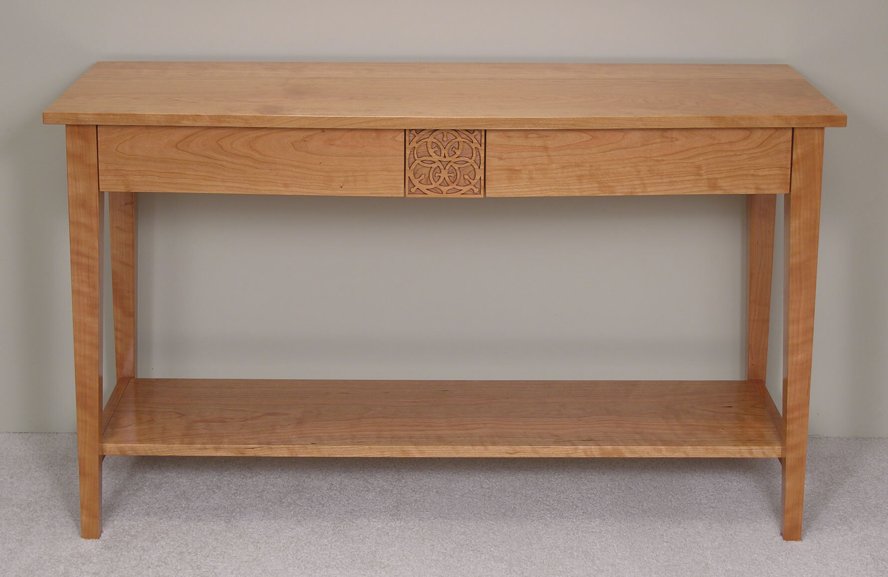 gothiccarvedwithshelf.jpg