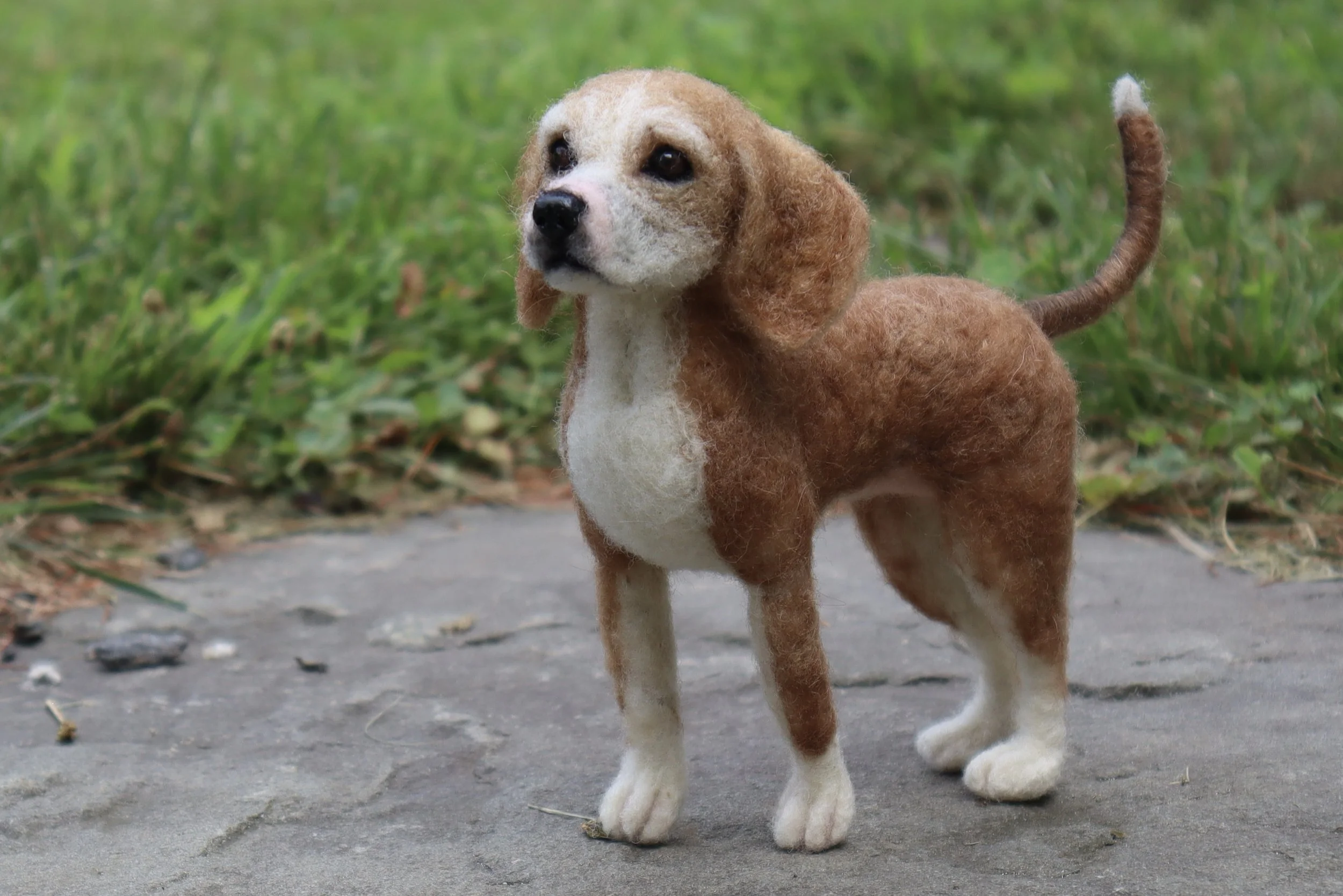 hound sculpture