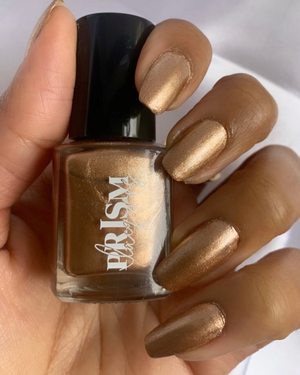 @kuulnails shining bright in Entrepreneu(her) 😍

We love getting mani mail. Want to show off your favorite shade? Be sure to tag us in your Prism mani. 💛