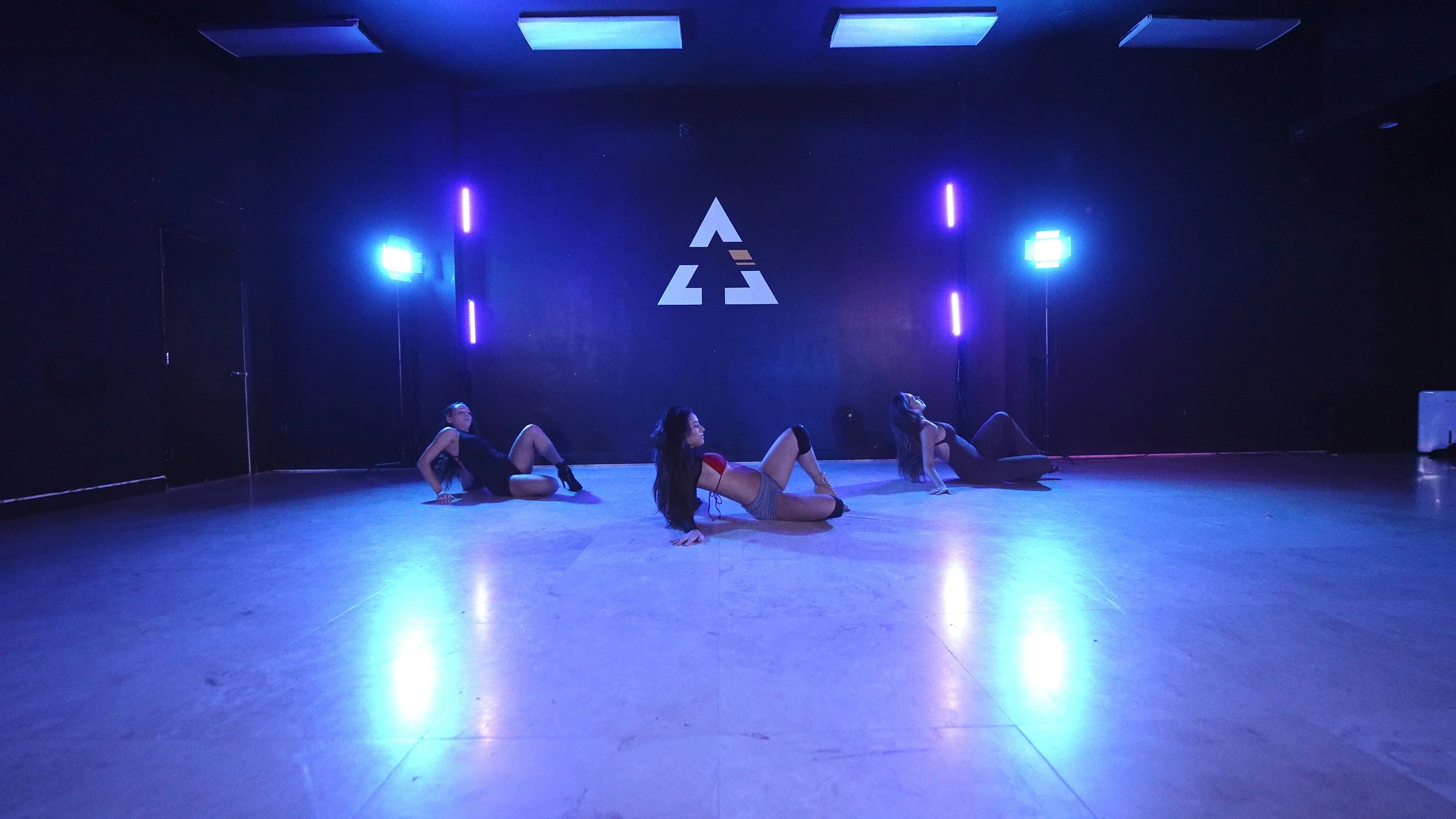 26.03.25 - Group 2 - Gabrielle - Searching - Cambio