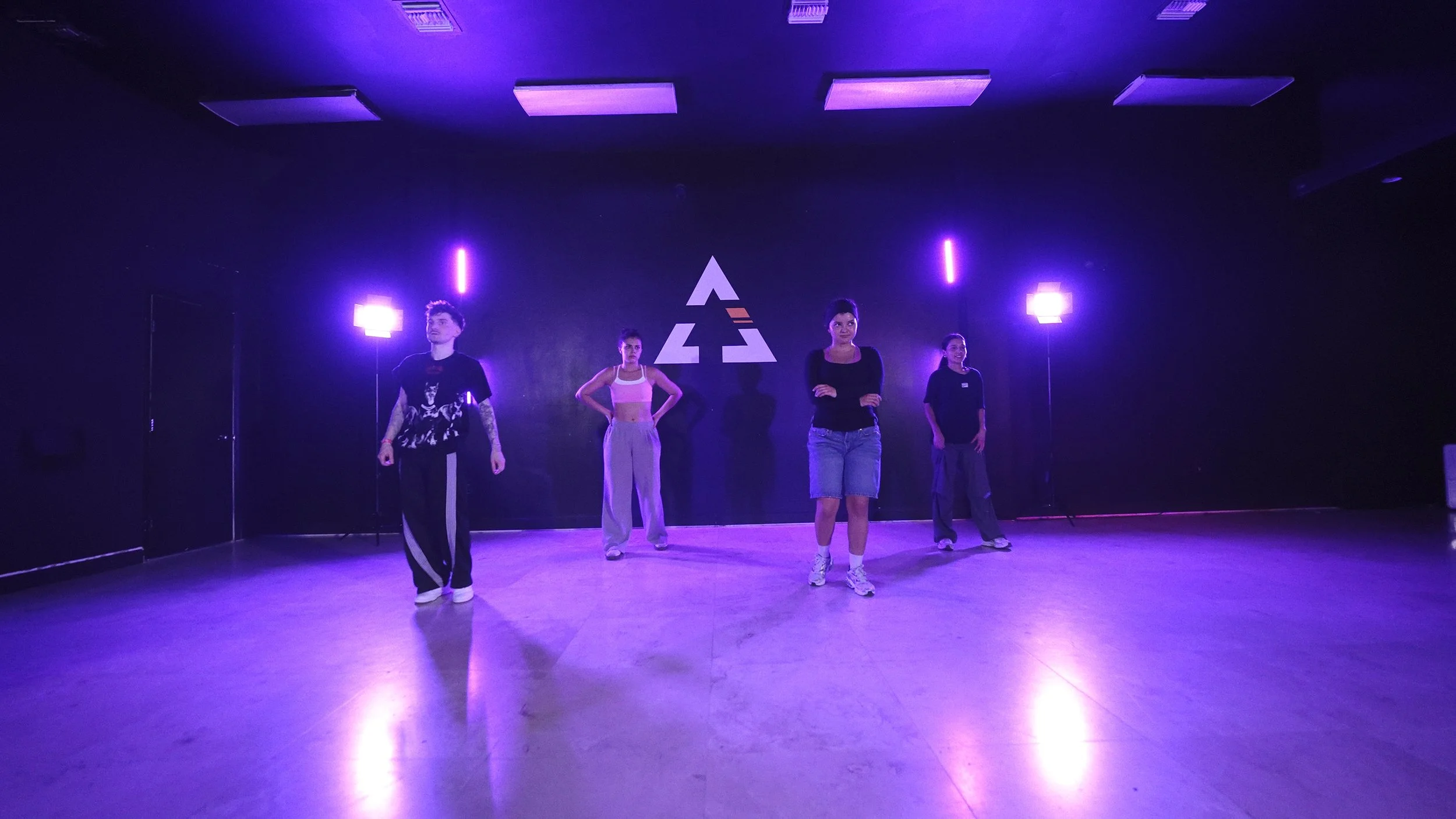 26.03.26 - Group 1 - G - Here - Cambio