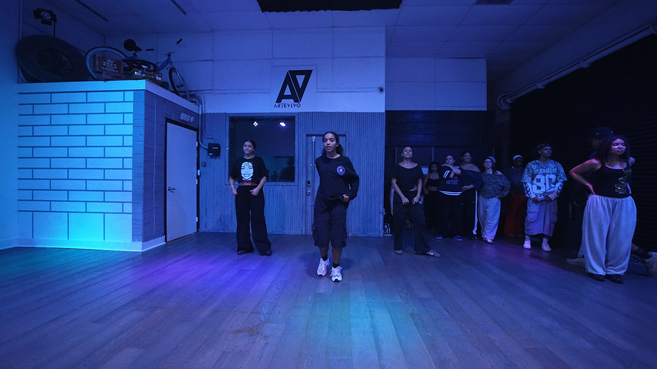 Group 2 - Dust (by @uhhvonte.tv) G Choreography.jpg