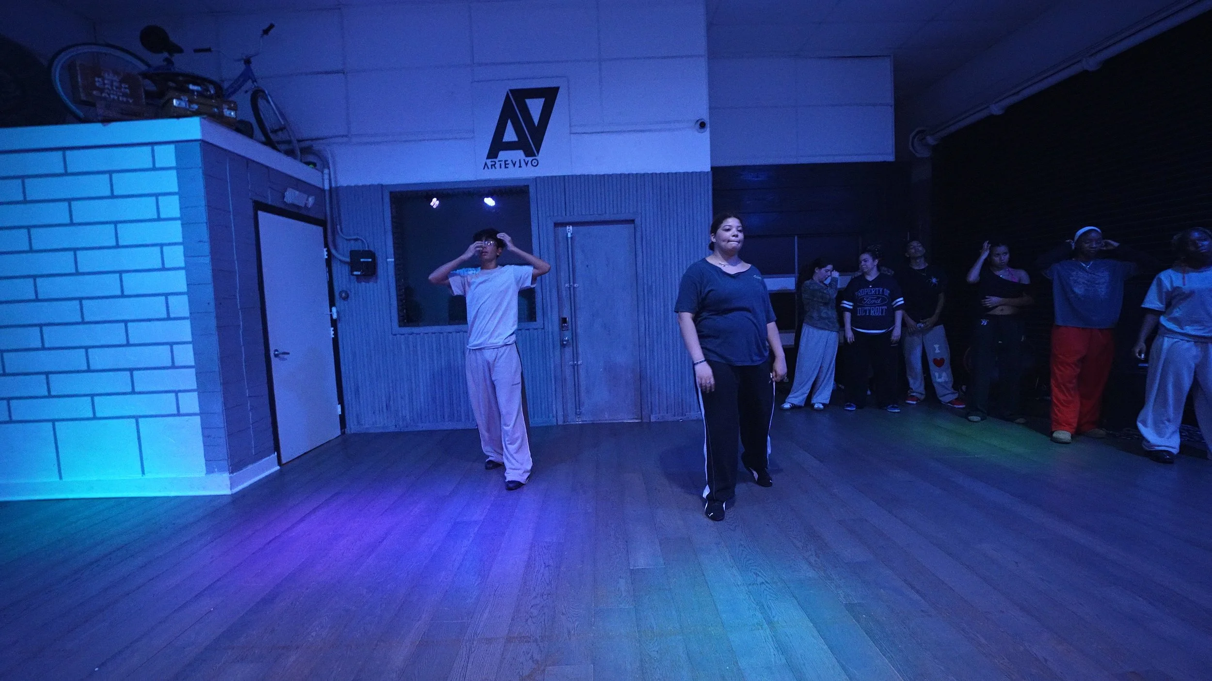 Group 7 - Dust (by @uhhvonte.tv) G Choreography.jpg