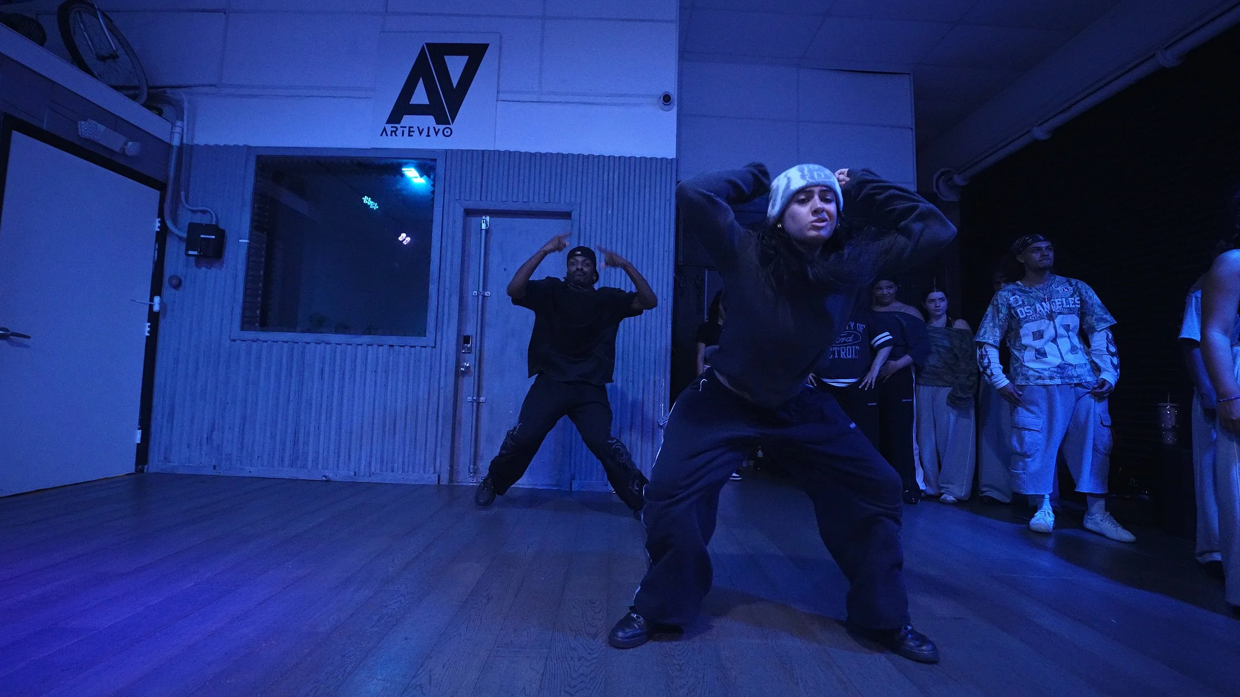 Group 1 - Dust (by @uhhvonte.tv) G Choreography.jpg