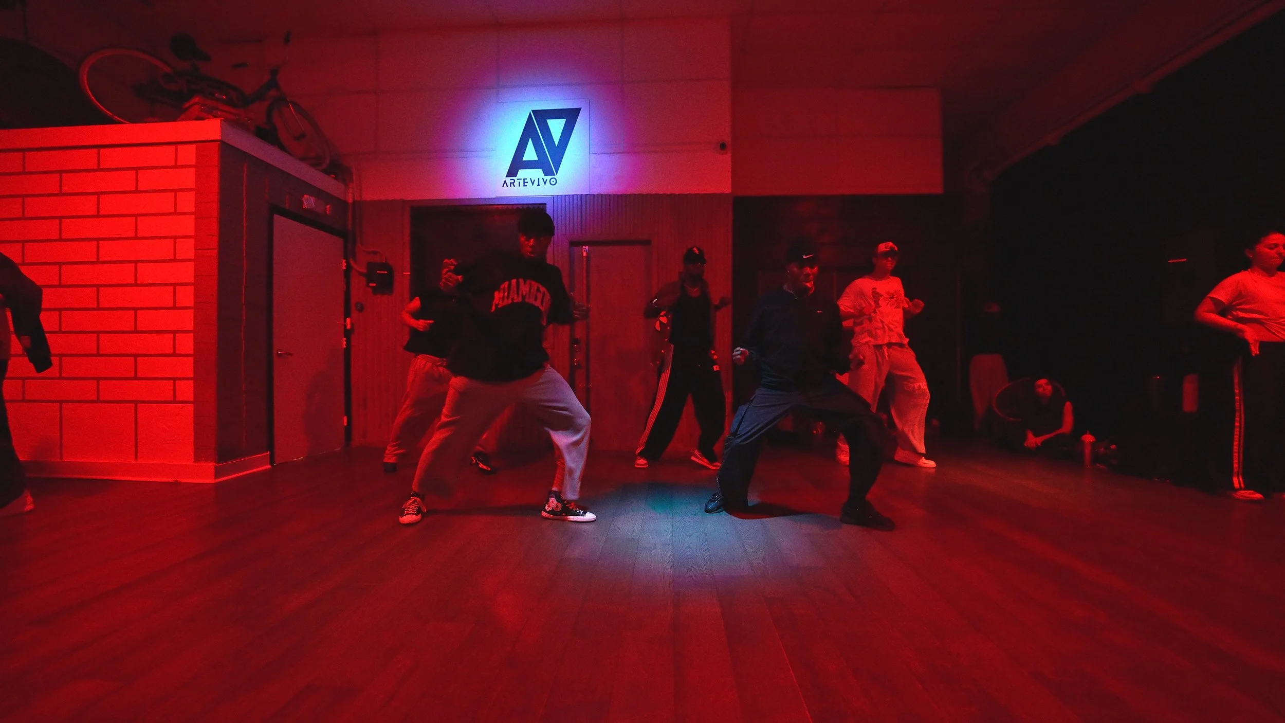 26.01.06 - Group 1 - G - Sin Pausa - Artevivo Pop Up