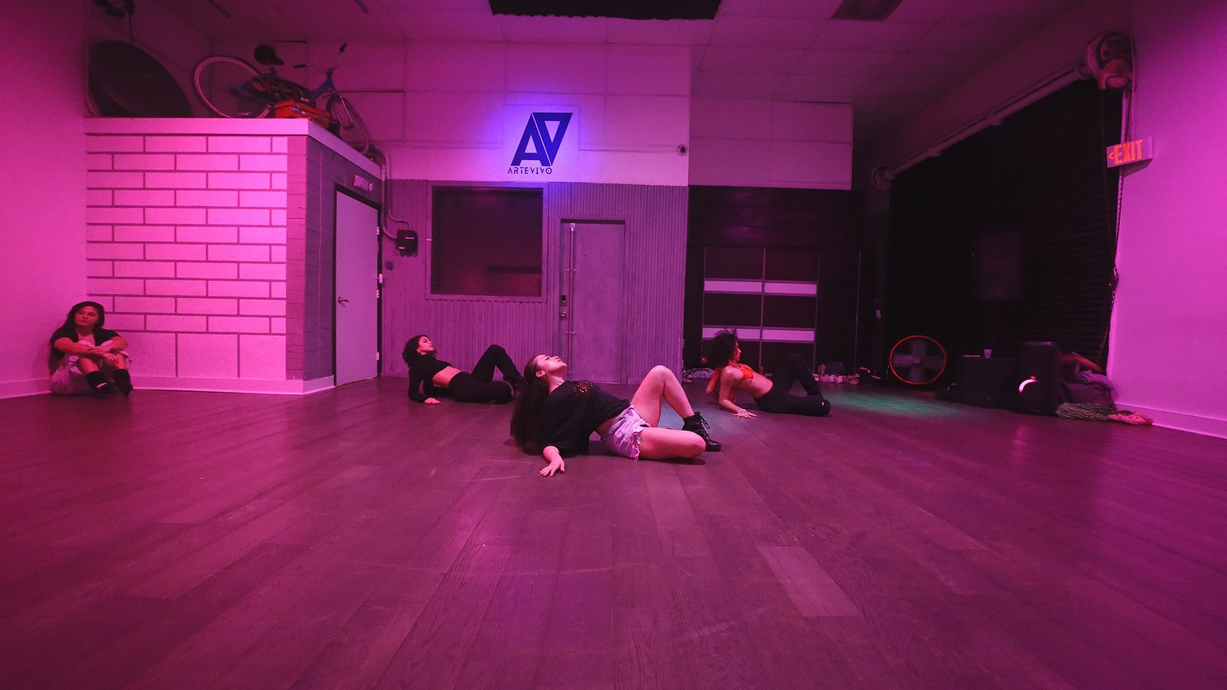 26.04.10 - Group 5 - Gabrielle - Searching - Artevivo (Round 2)