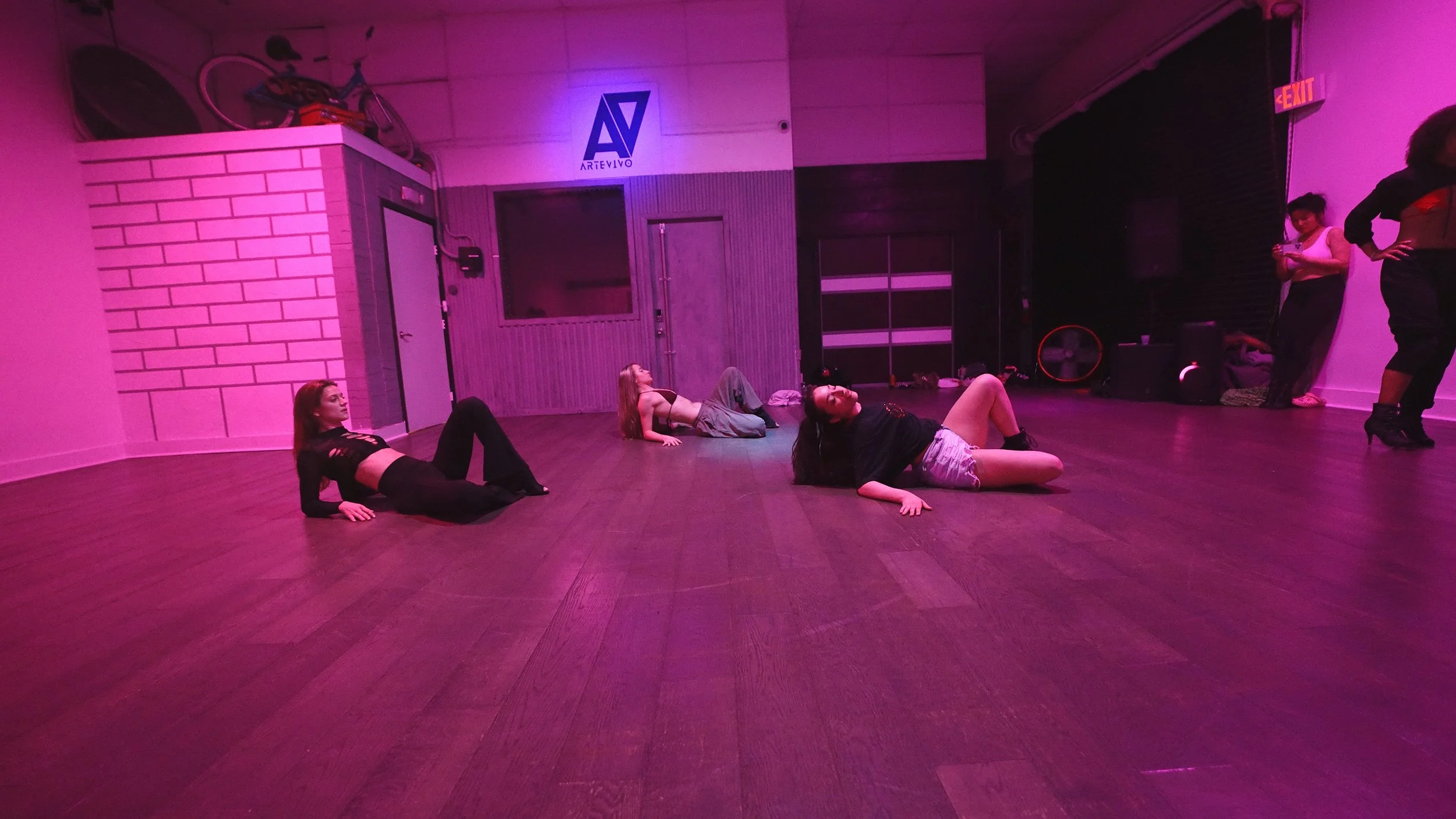 26.04.10 - Group 1 - Gabrielle - Searching - Artevivo (Round 2)