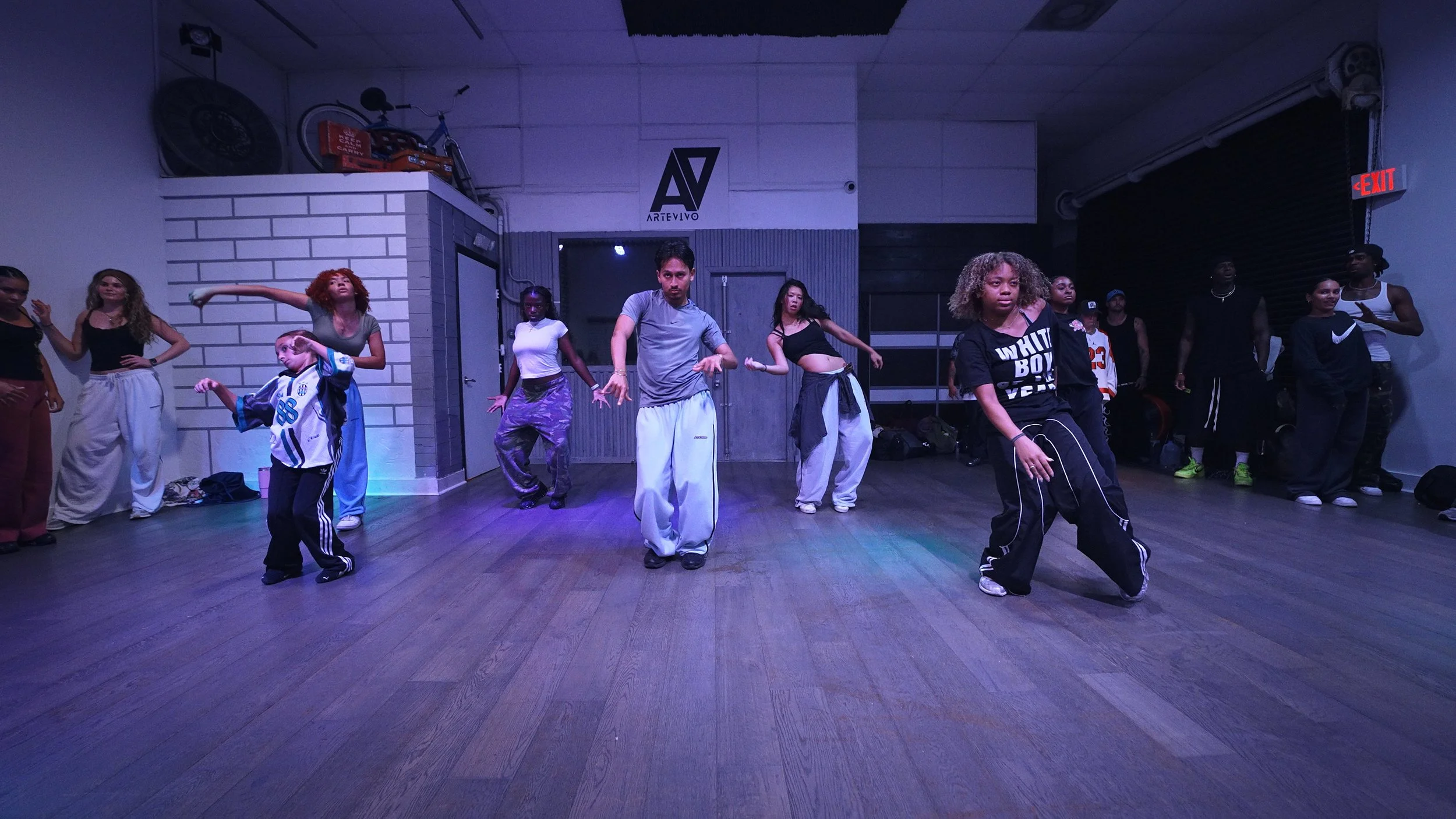 Ben - Bambelela (By uhhvonte.tv) - Group 1.jpg