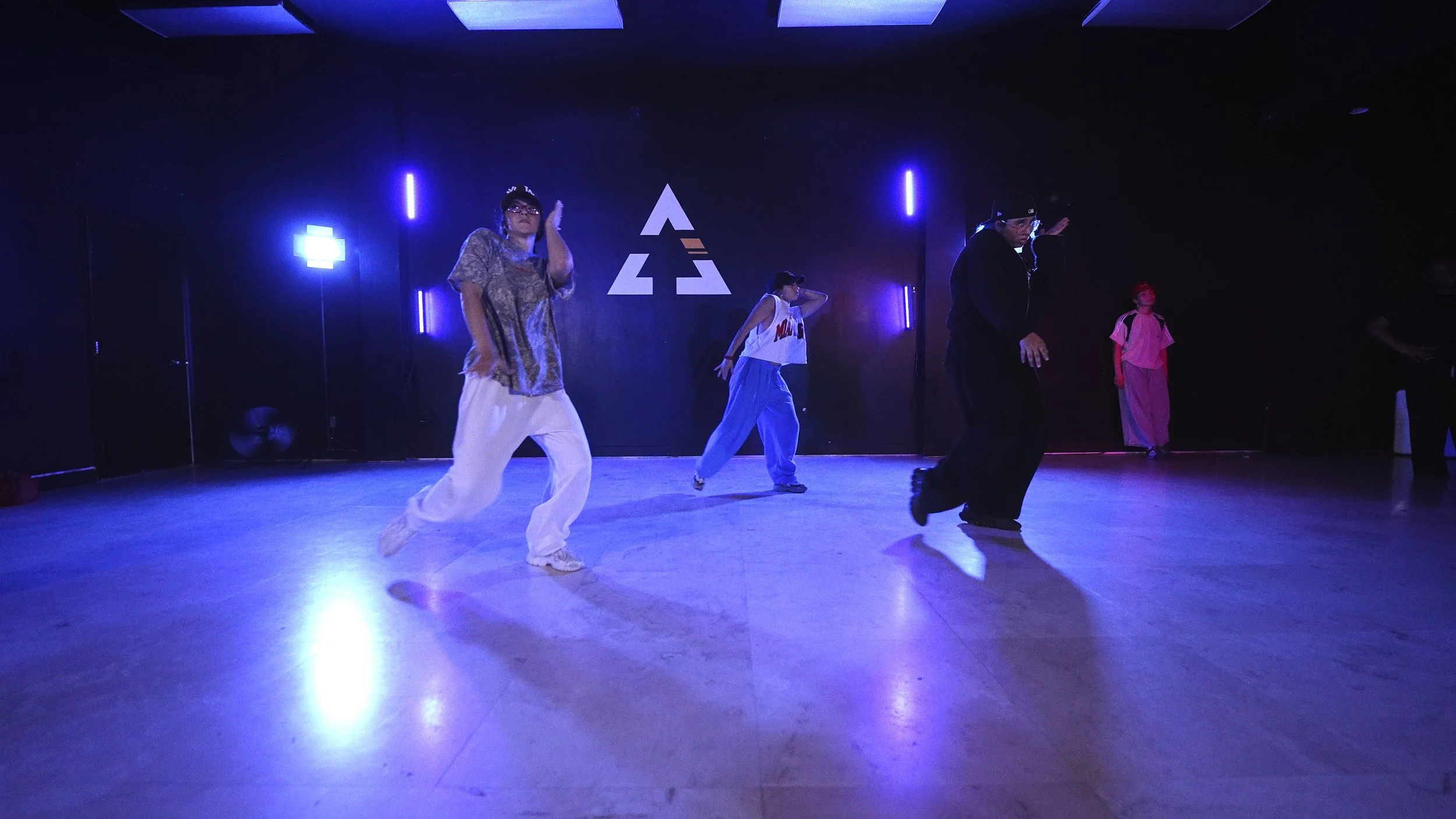 26.03.27 - Group 2 - Gaby - R.I.P - Cambio