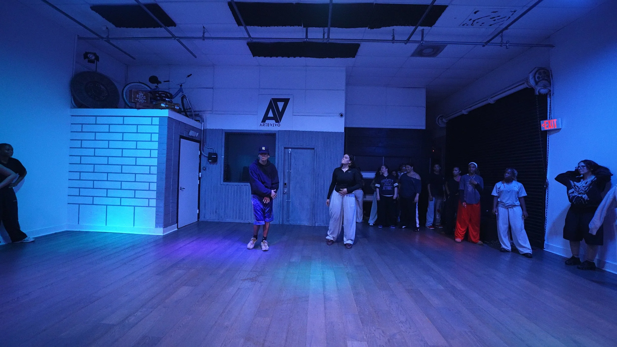 Group 6 - Dust (by @uhhvonte.tv) G Choreography.jpg